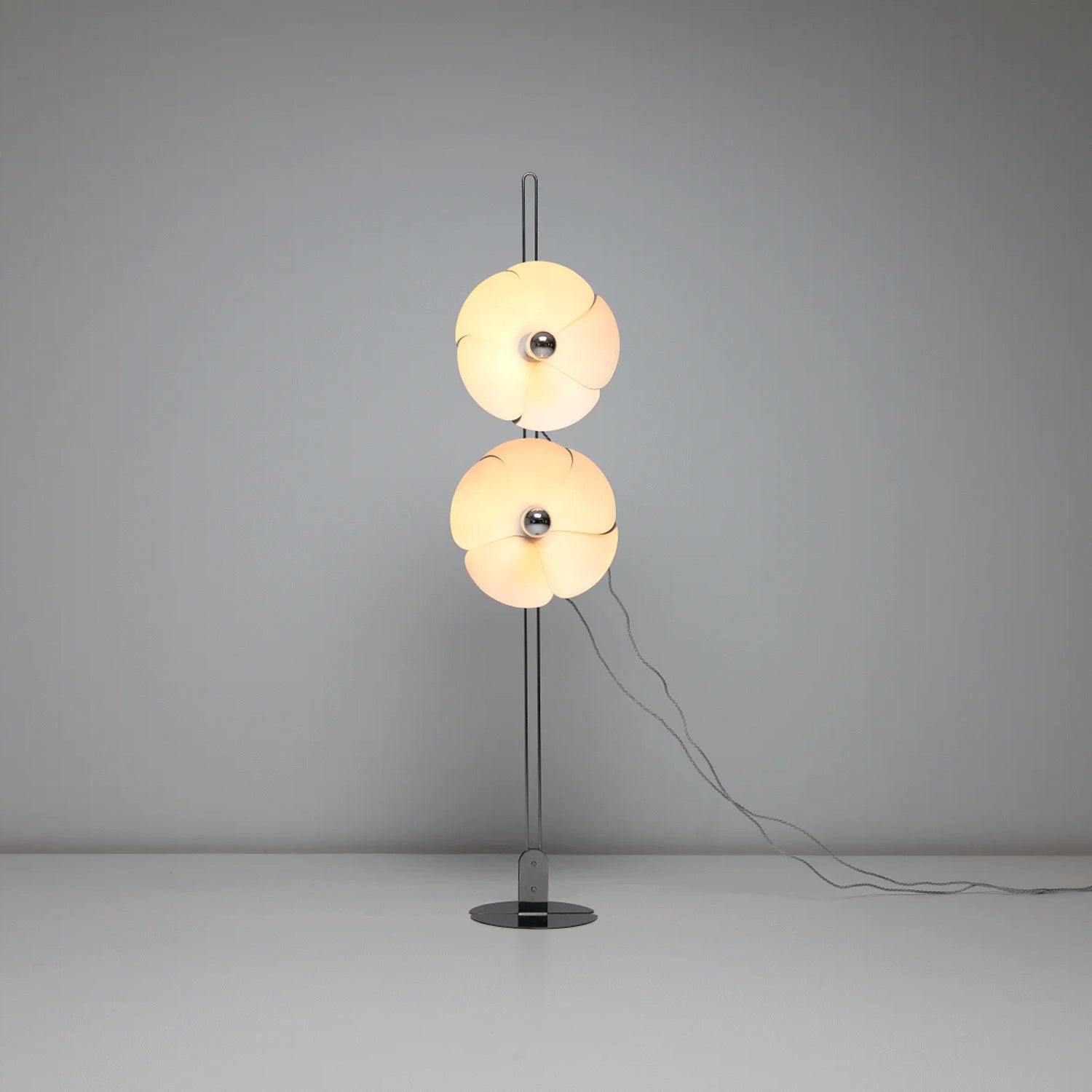 2093-80 Floor Lamp