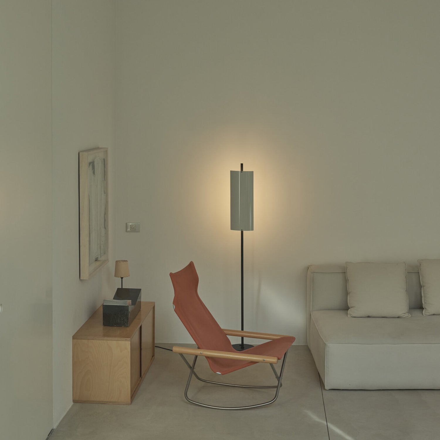 Lámina Dorada 45 Floor Lamp
