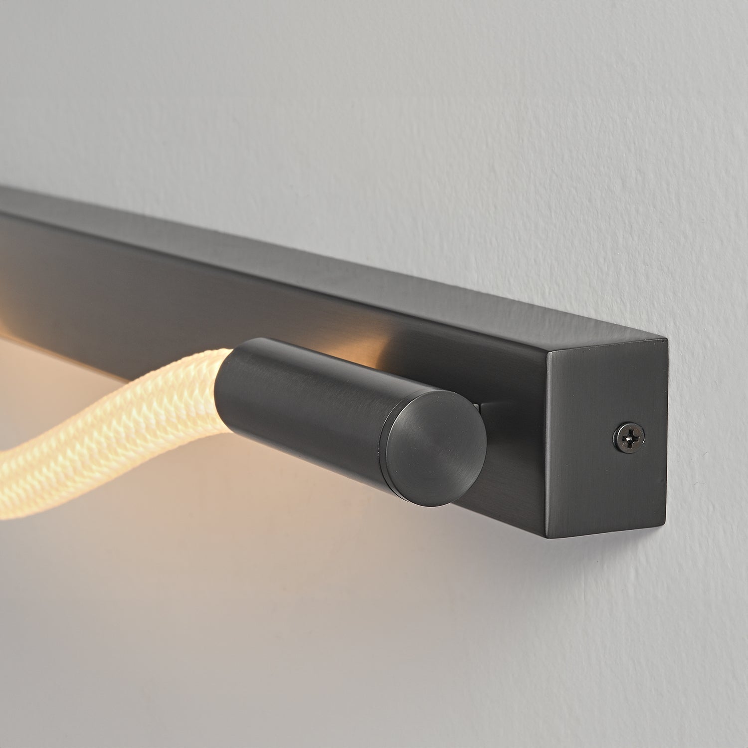 Leto_Sconce_LukeLampCo_0013