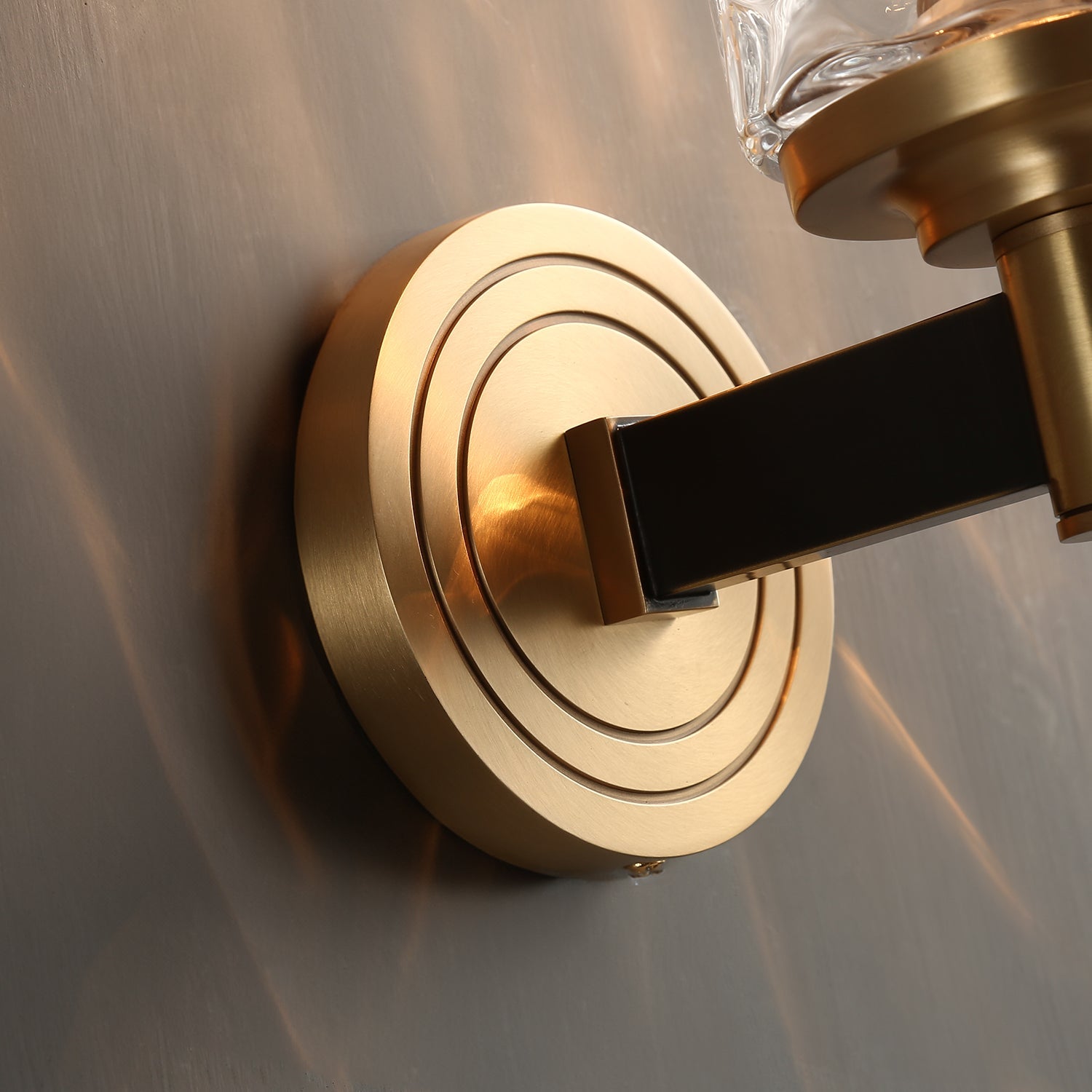 Liaison_Sconce_Visual_Comfort's_0011