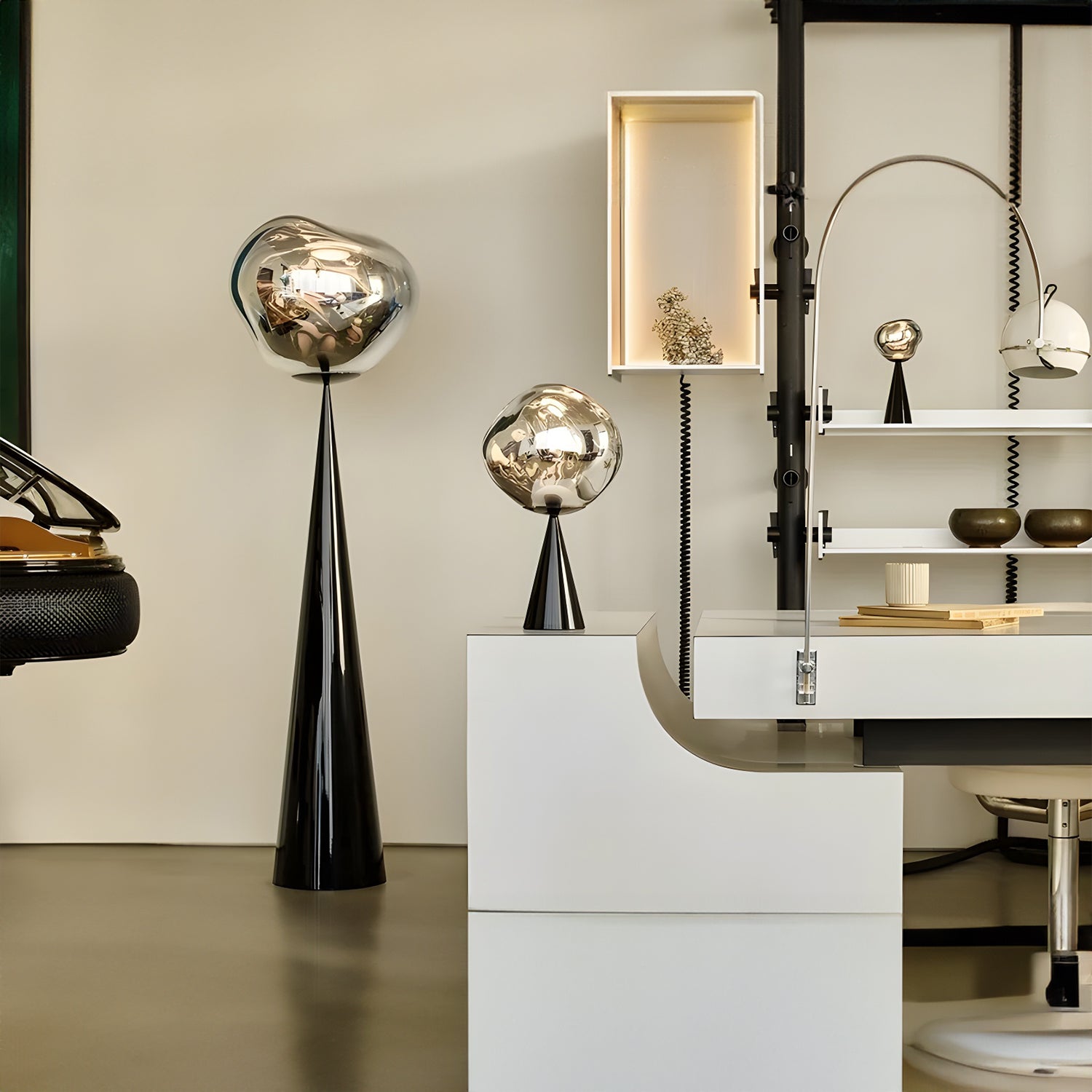 MELT CONE FAT Floor Lamp