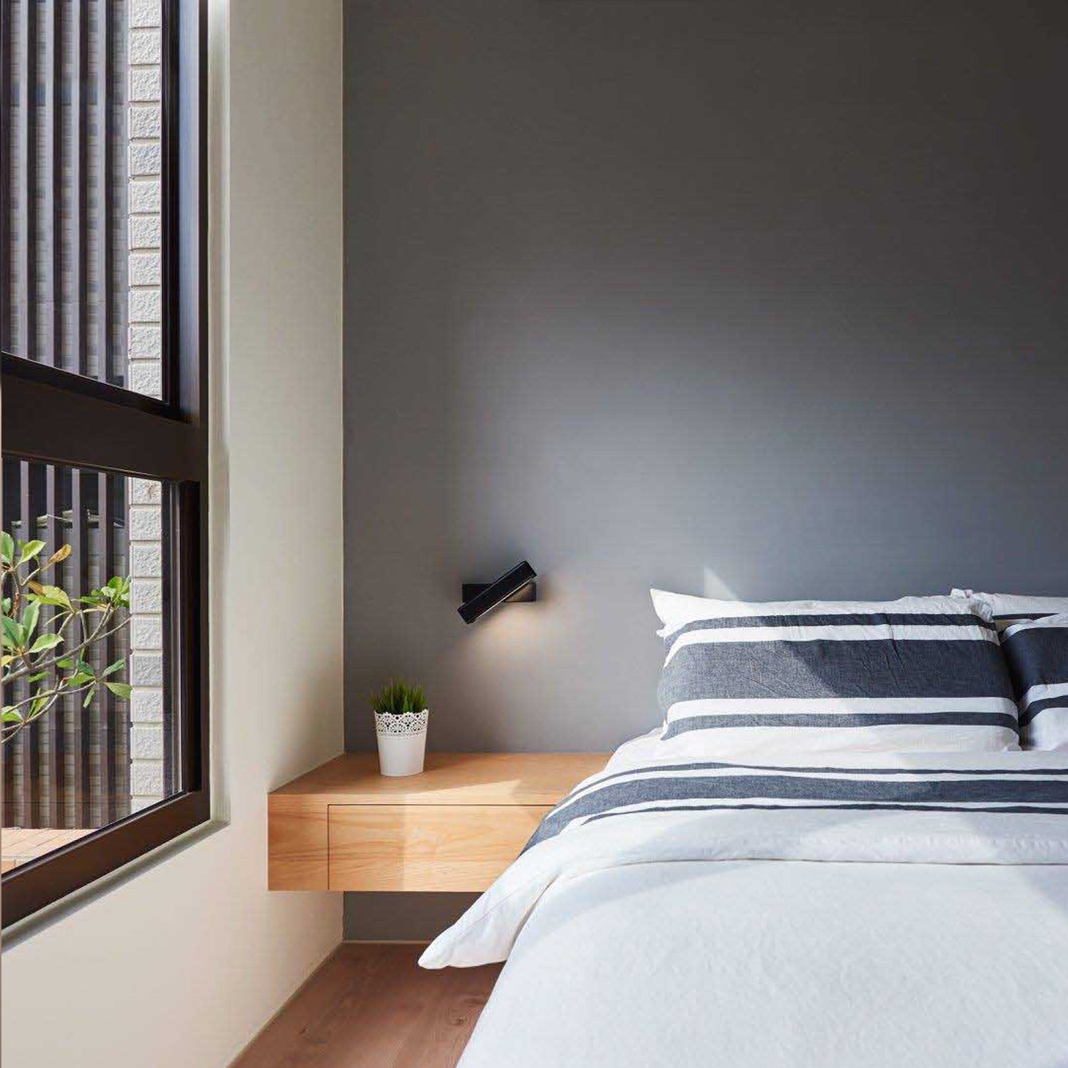MUMU Wall Light
