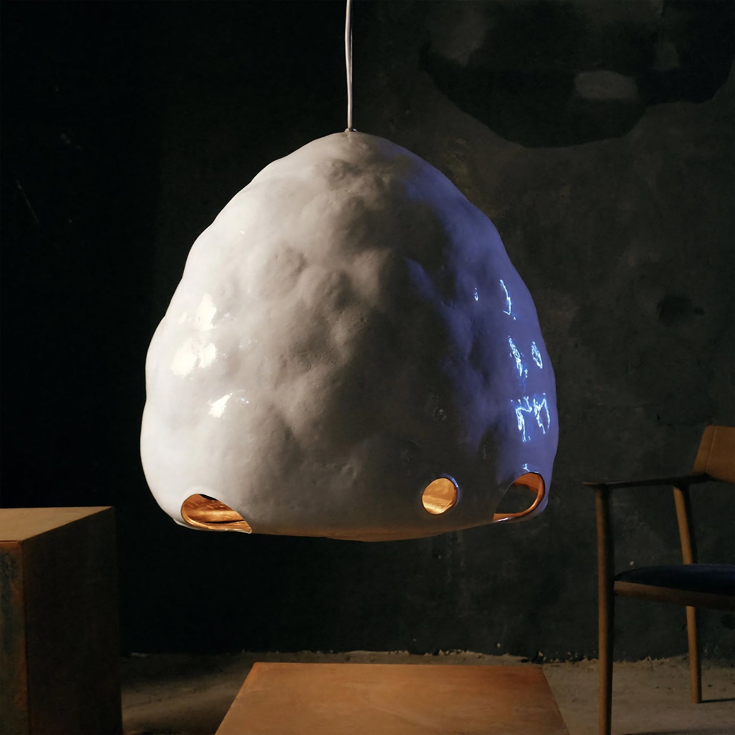 Makivka Pendant Light