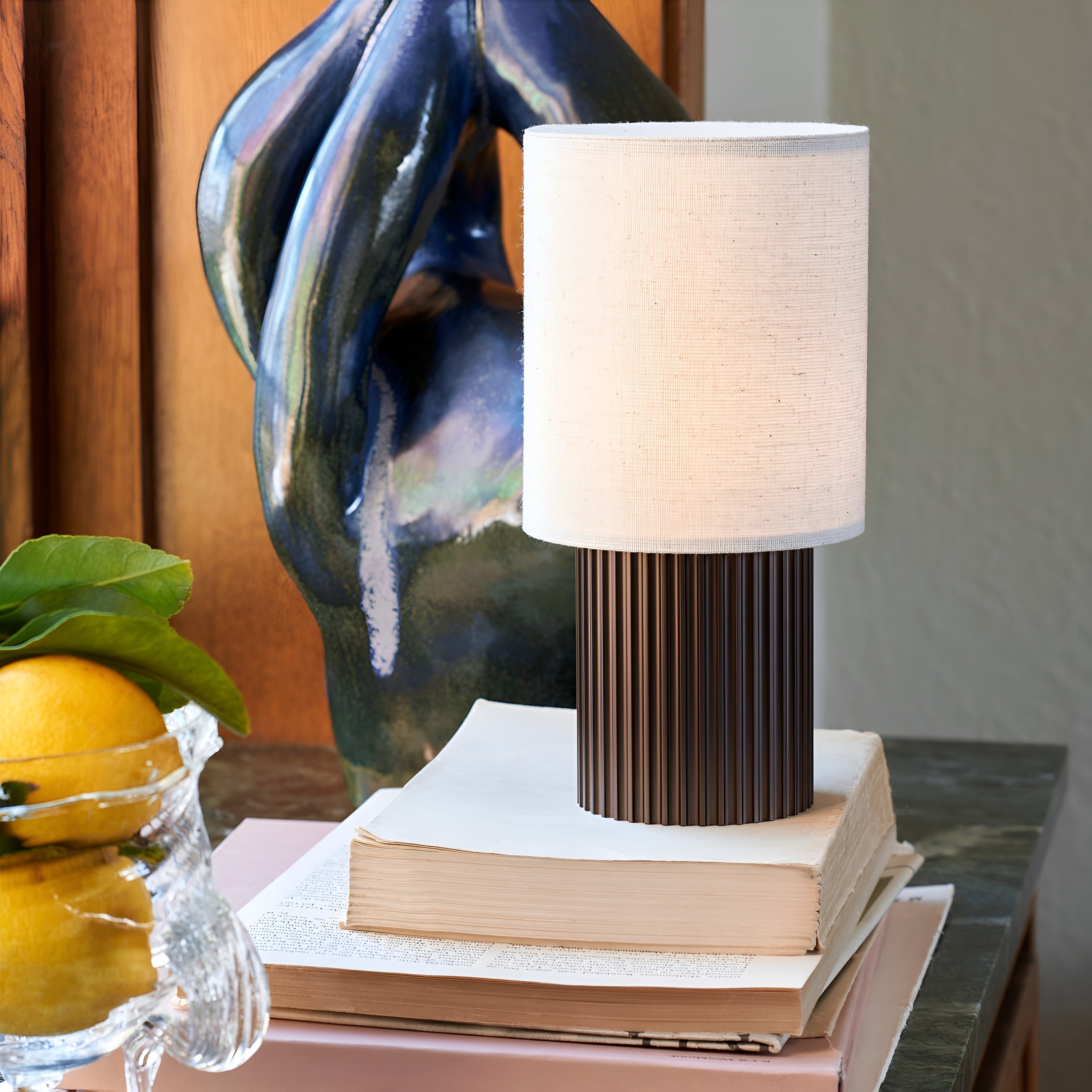 Manhattan SC52 Table Lamp