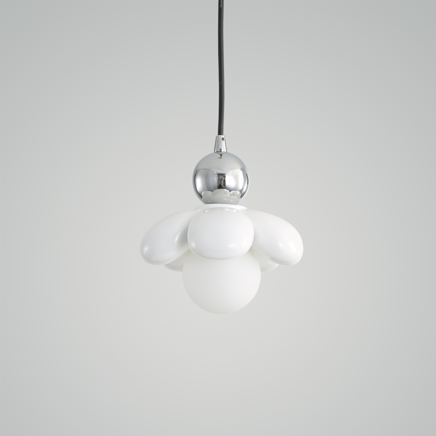 Maru Flower Pendant Lamp