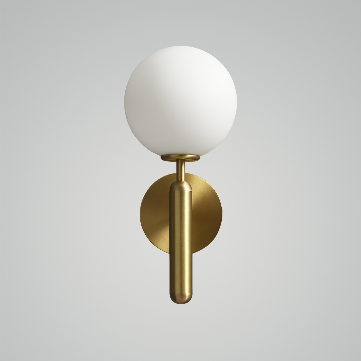 Miira Brass Wall Lamp