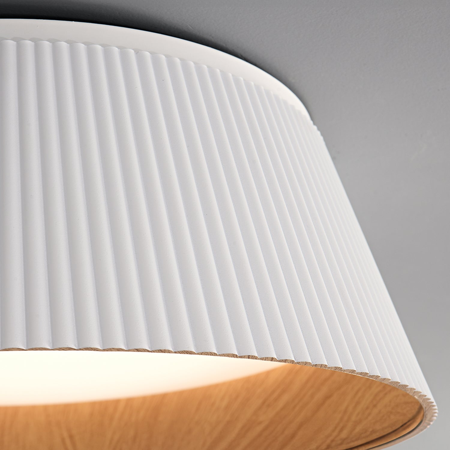 Modern_Ribbed_Ceiling_Light_07