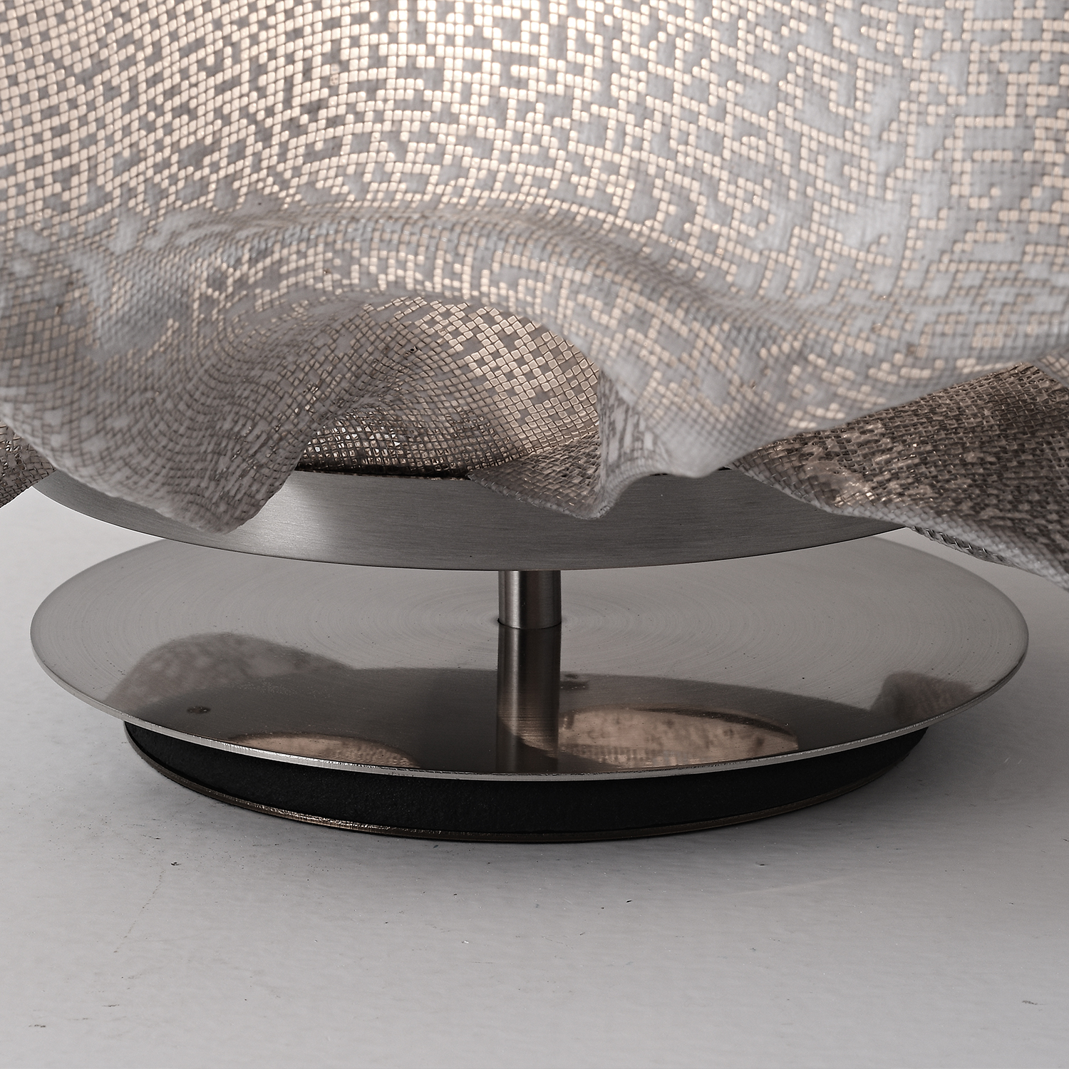 Nevo Short Table Lamp