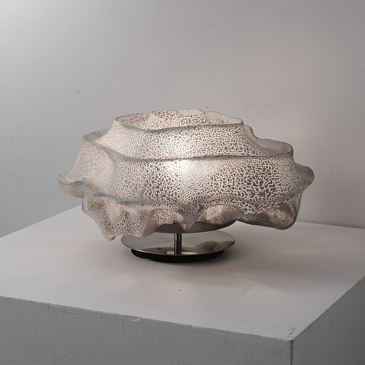 Nevo Short Table Lamp
