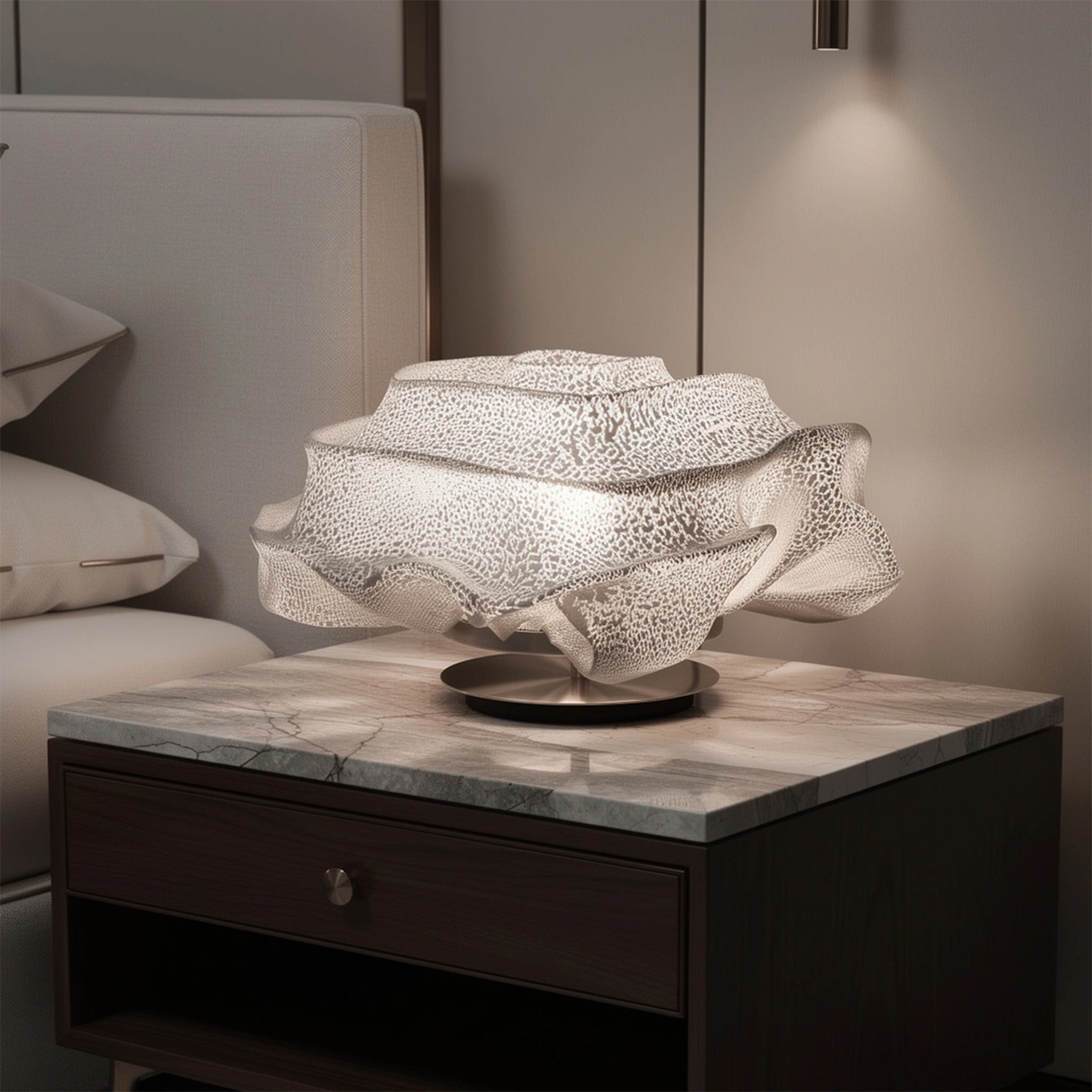 Nevo Short Table Lamp