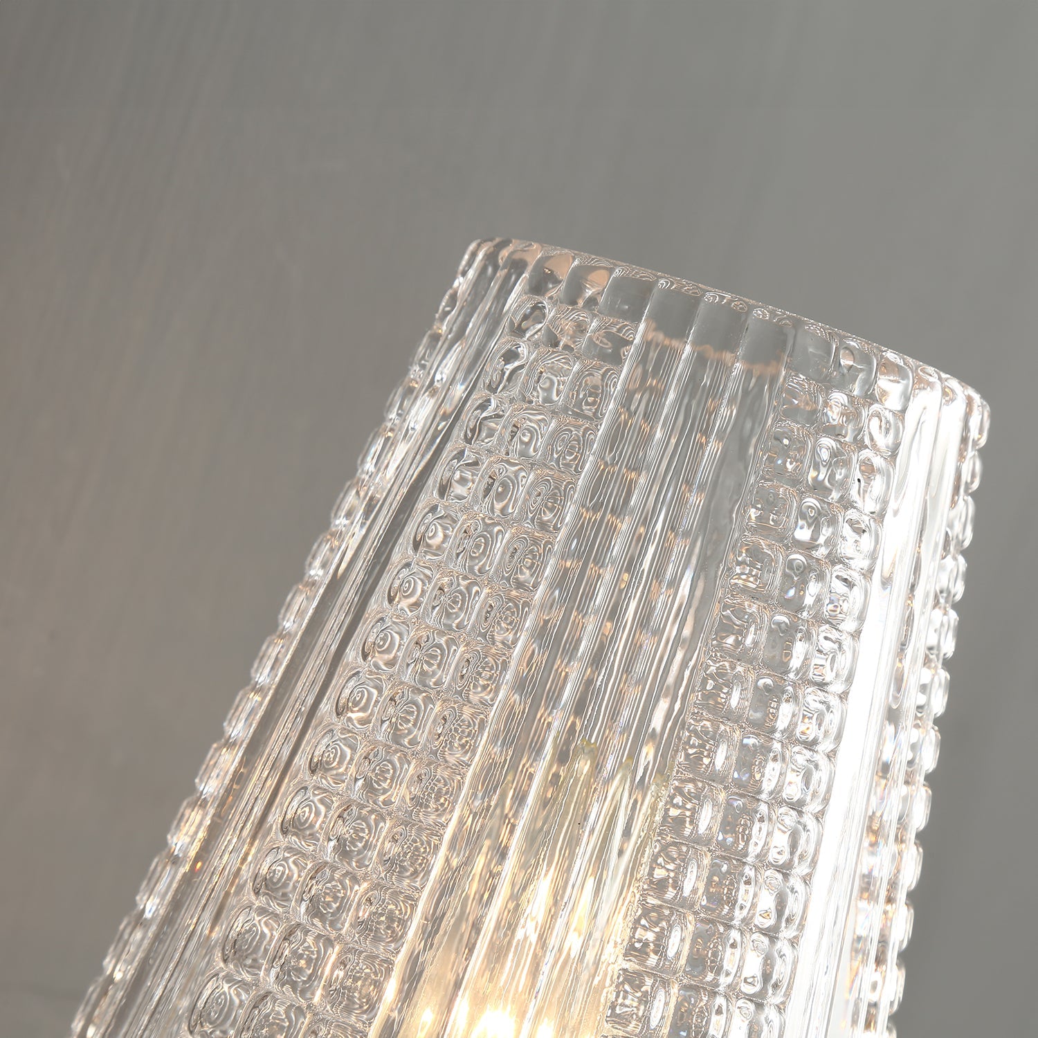 Orrefors_Vase_Brass_Sconce_Visual_Comfort's_0010