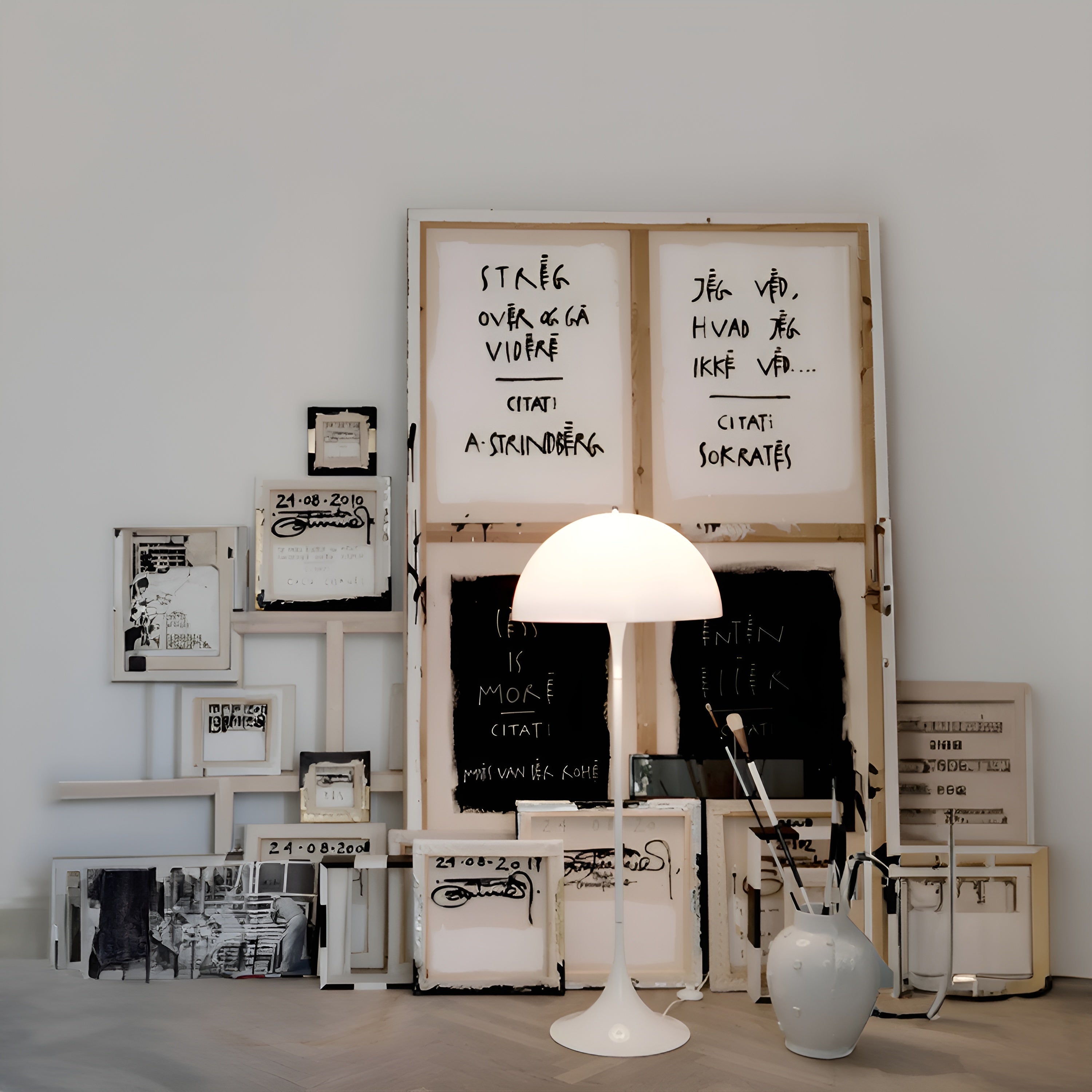 PANTHELLA Floor Lamp