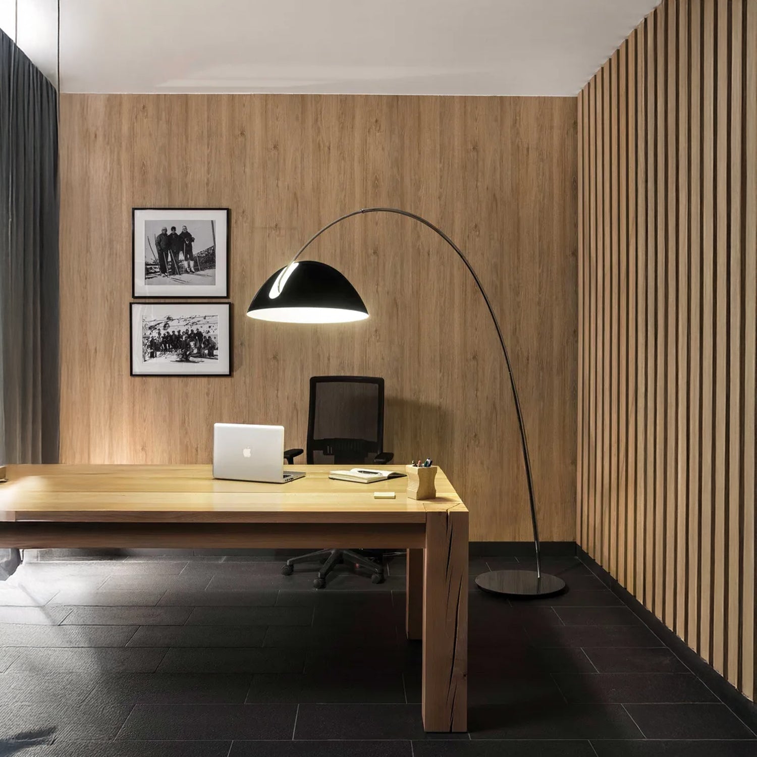 PLUMA Floor Lamp