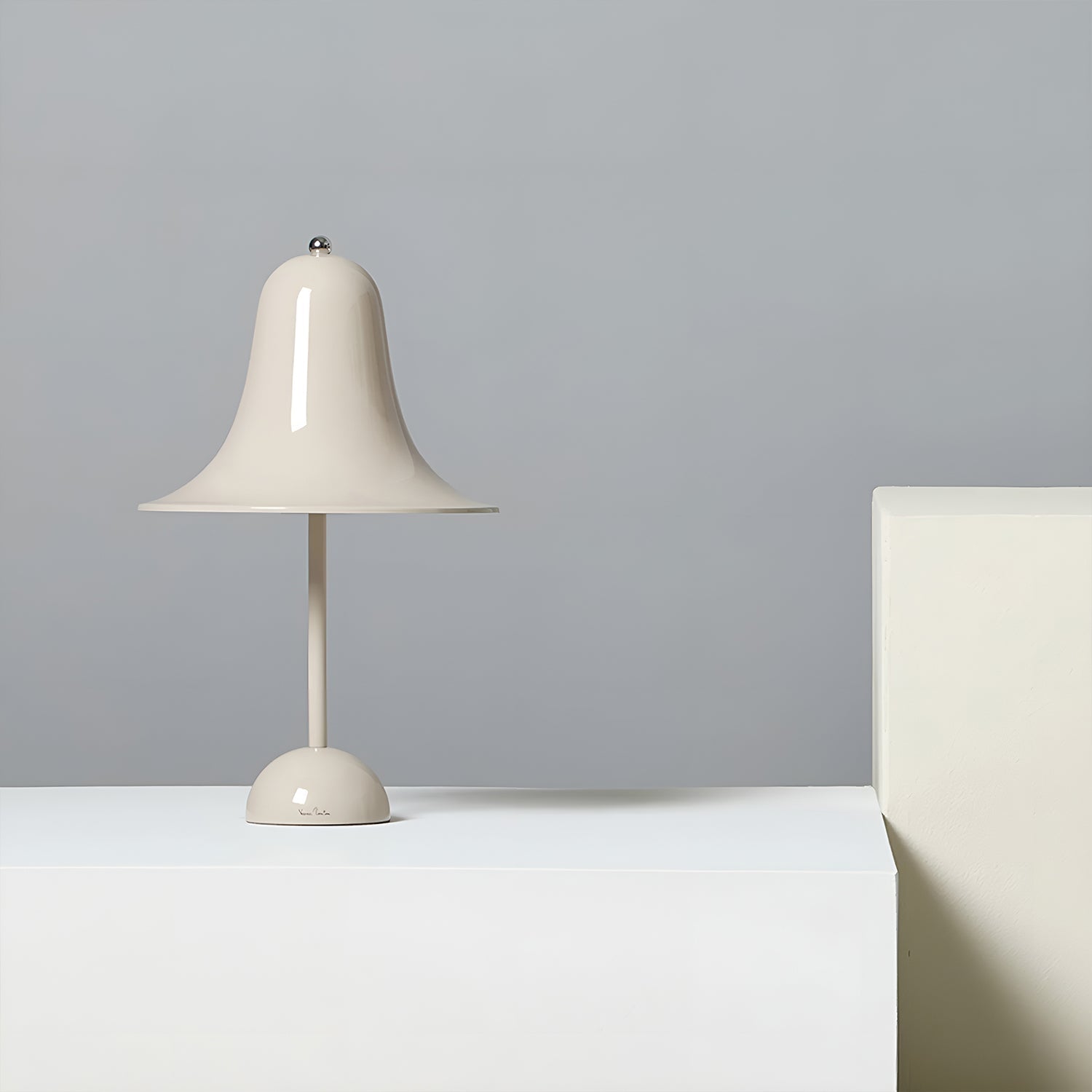 Pantop Portable Table Lamp