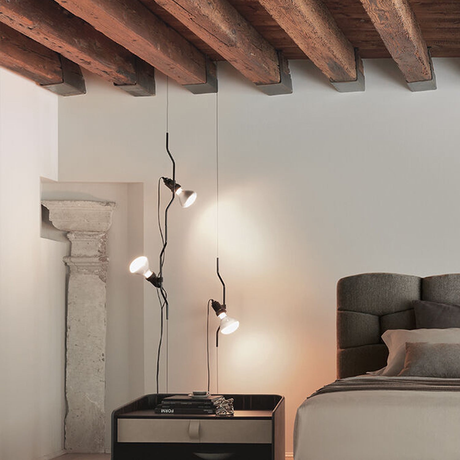 Parentesi Floor Lamp