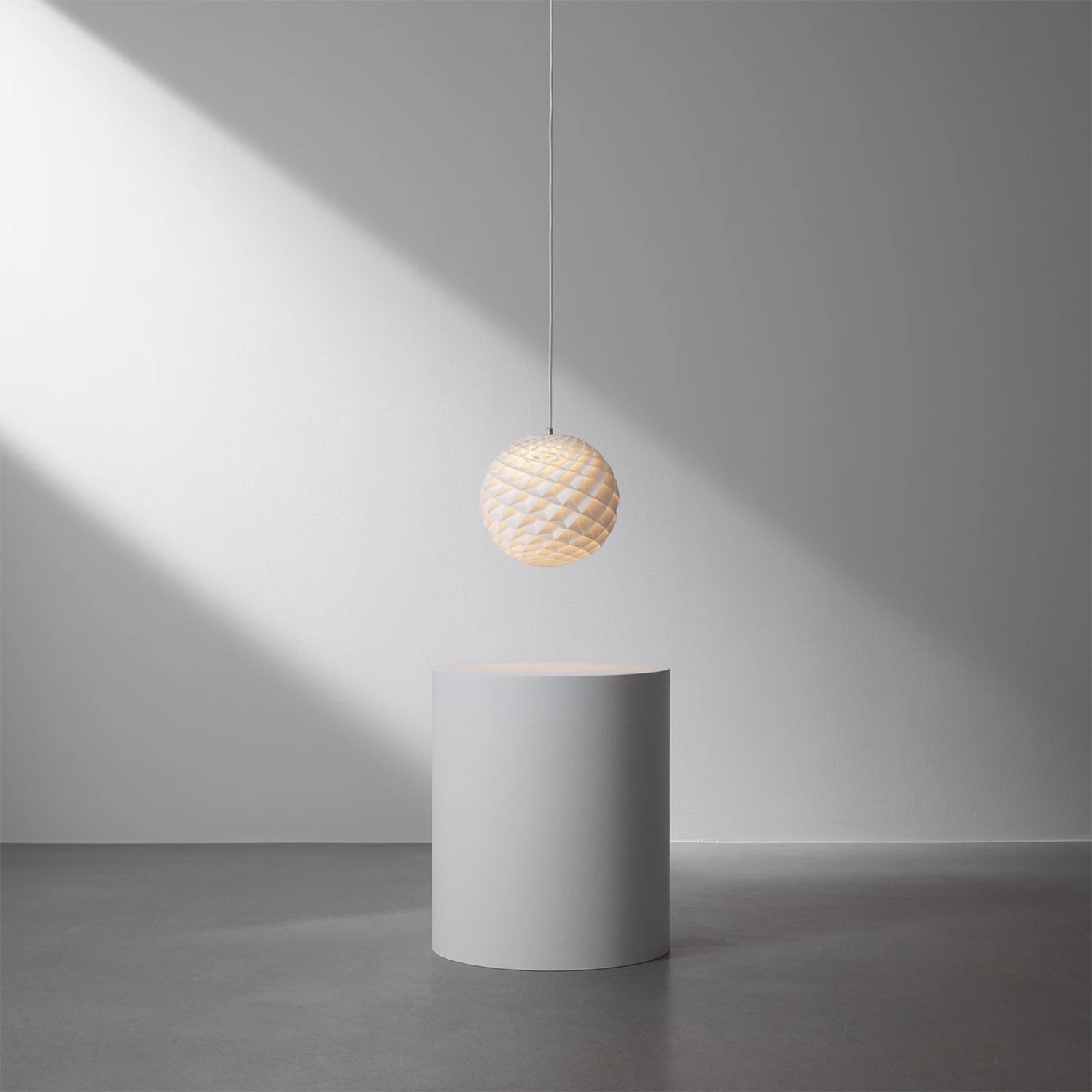 Patera Pendant Light