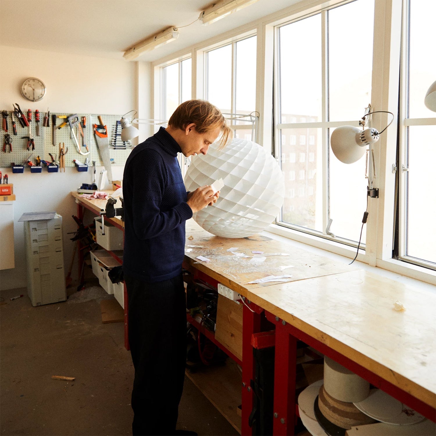 Patera Pendant Light