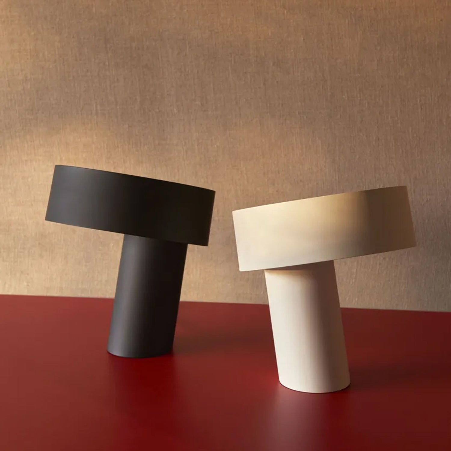 SLANT Table Lamp