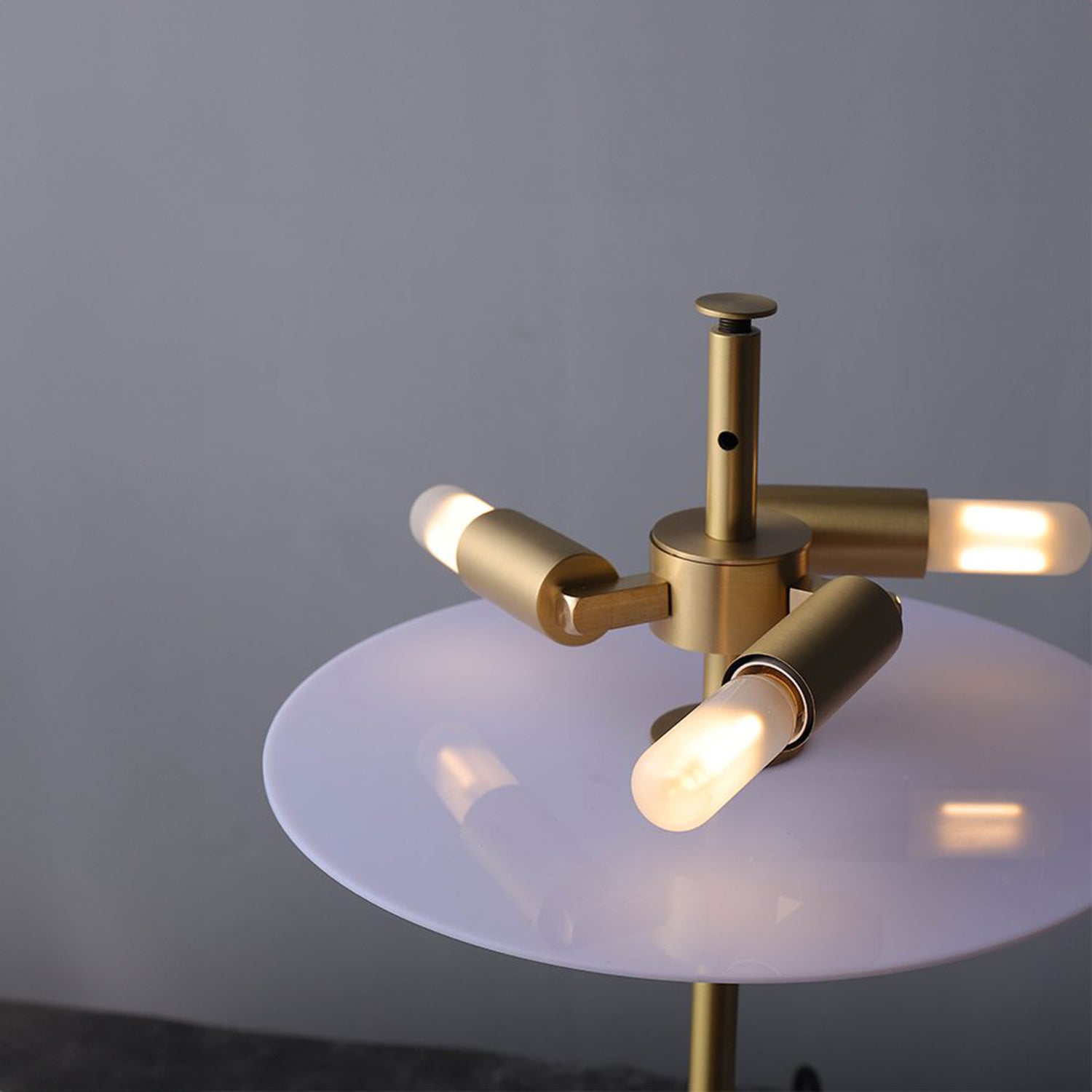 Saima Table Lamp