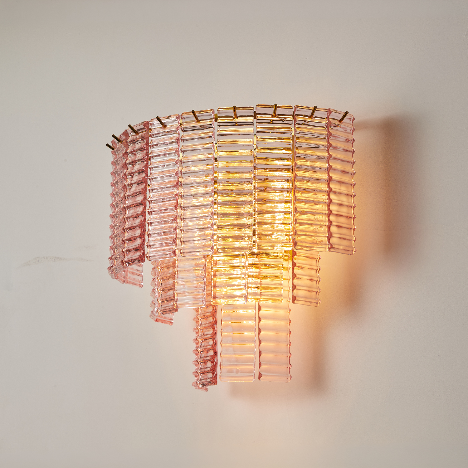 Sirene Pink Glass Round Sconce