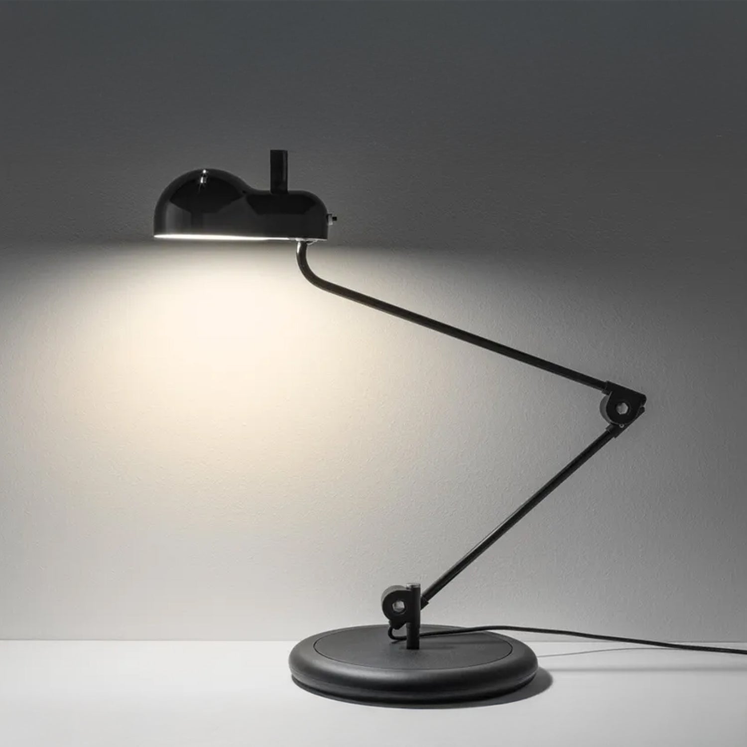 TOPO Table Lamp