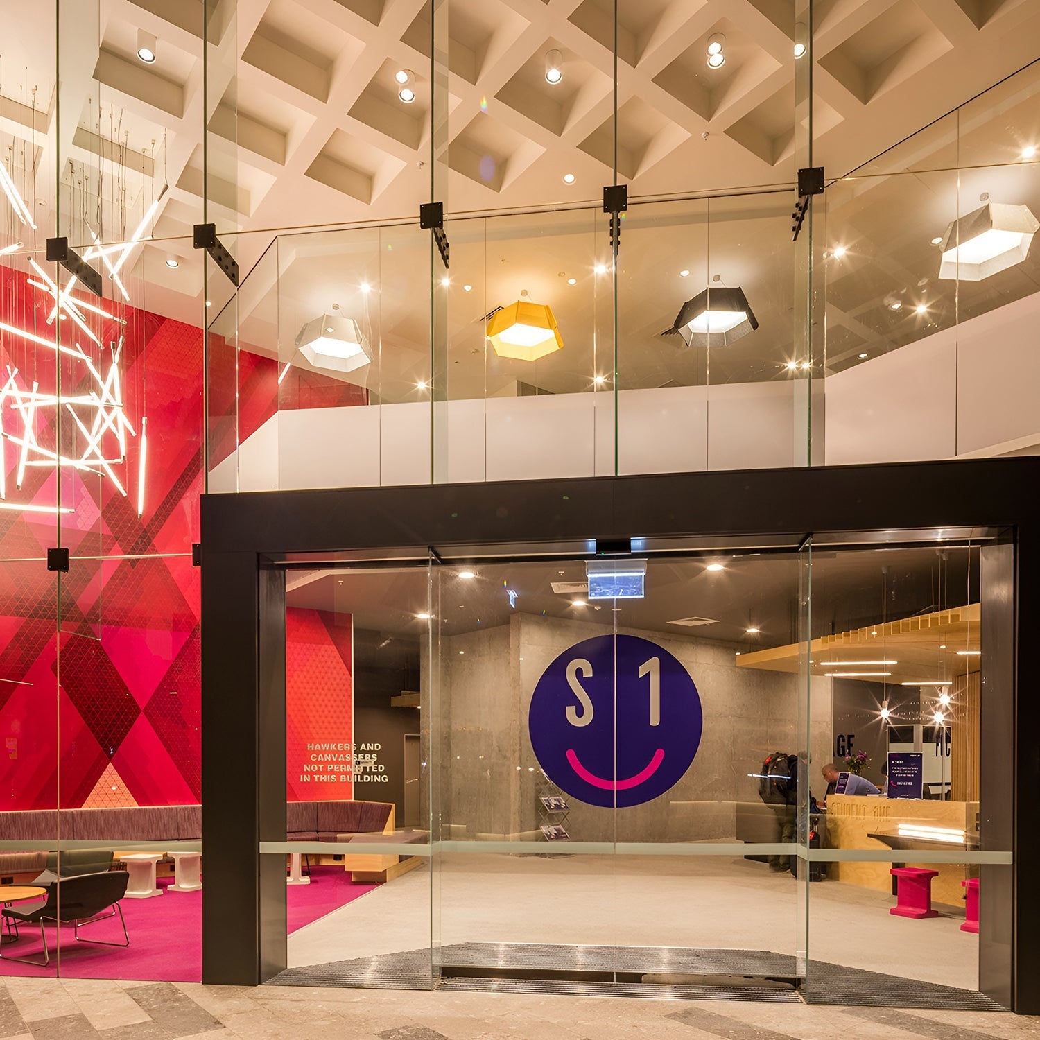 HEKTA  Pendant Light