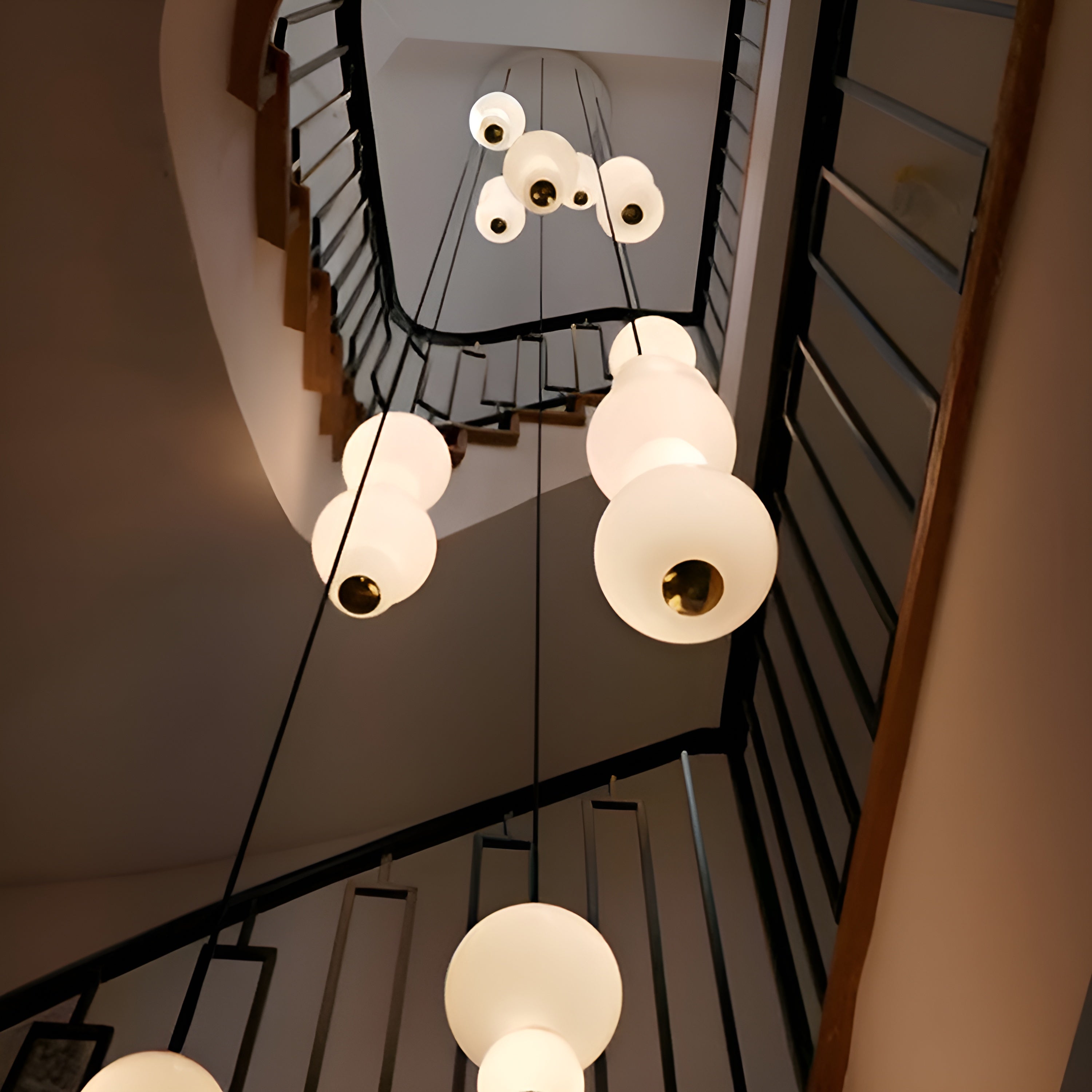 Pearls Double Pendant Light