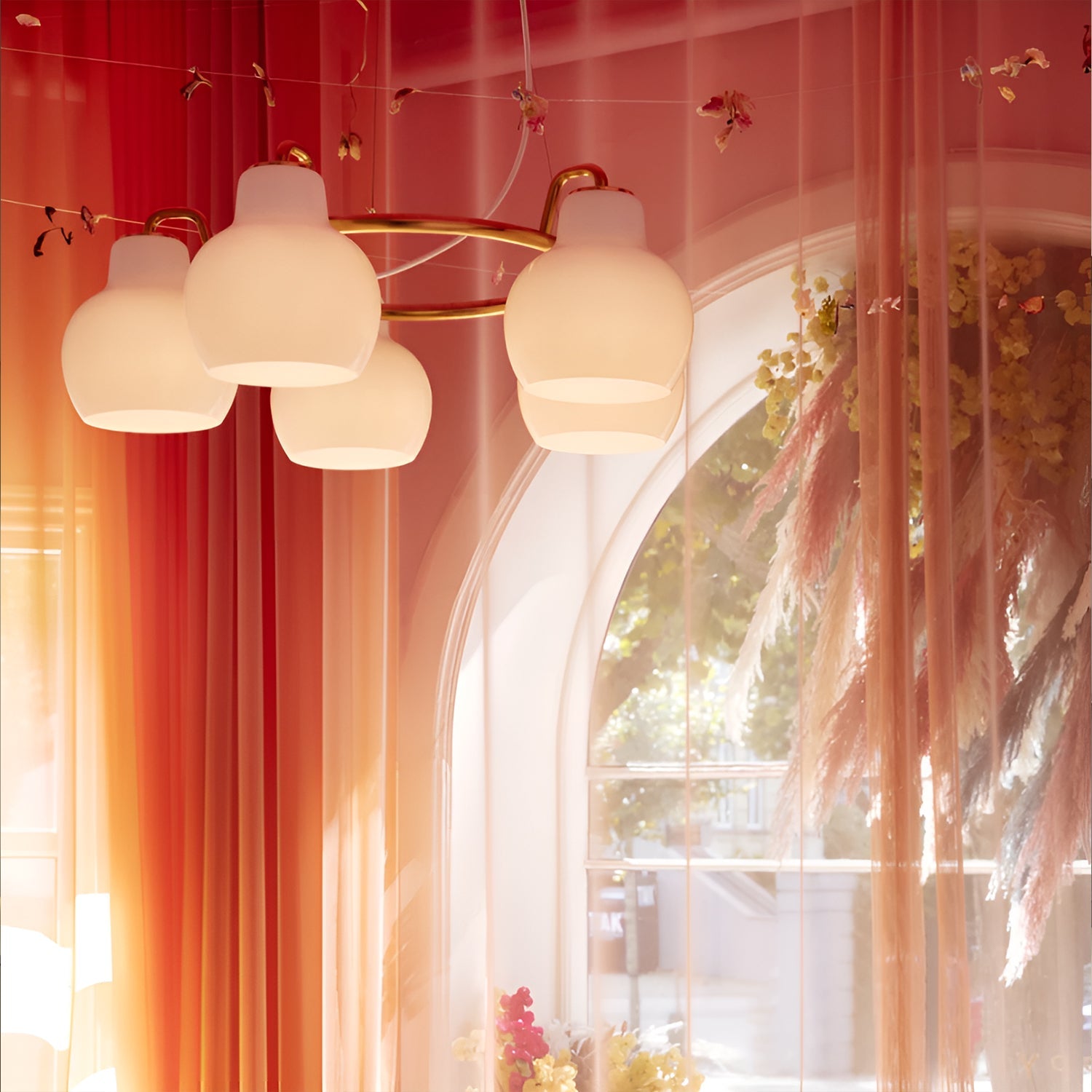 VL Ring Crown Chandelier