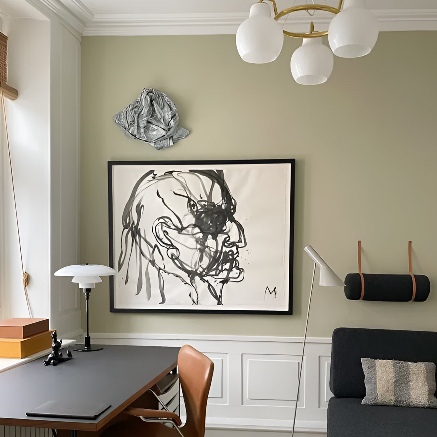 VL Ring Crown Chandelier