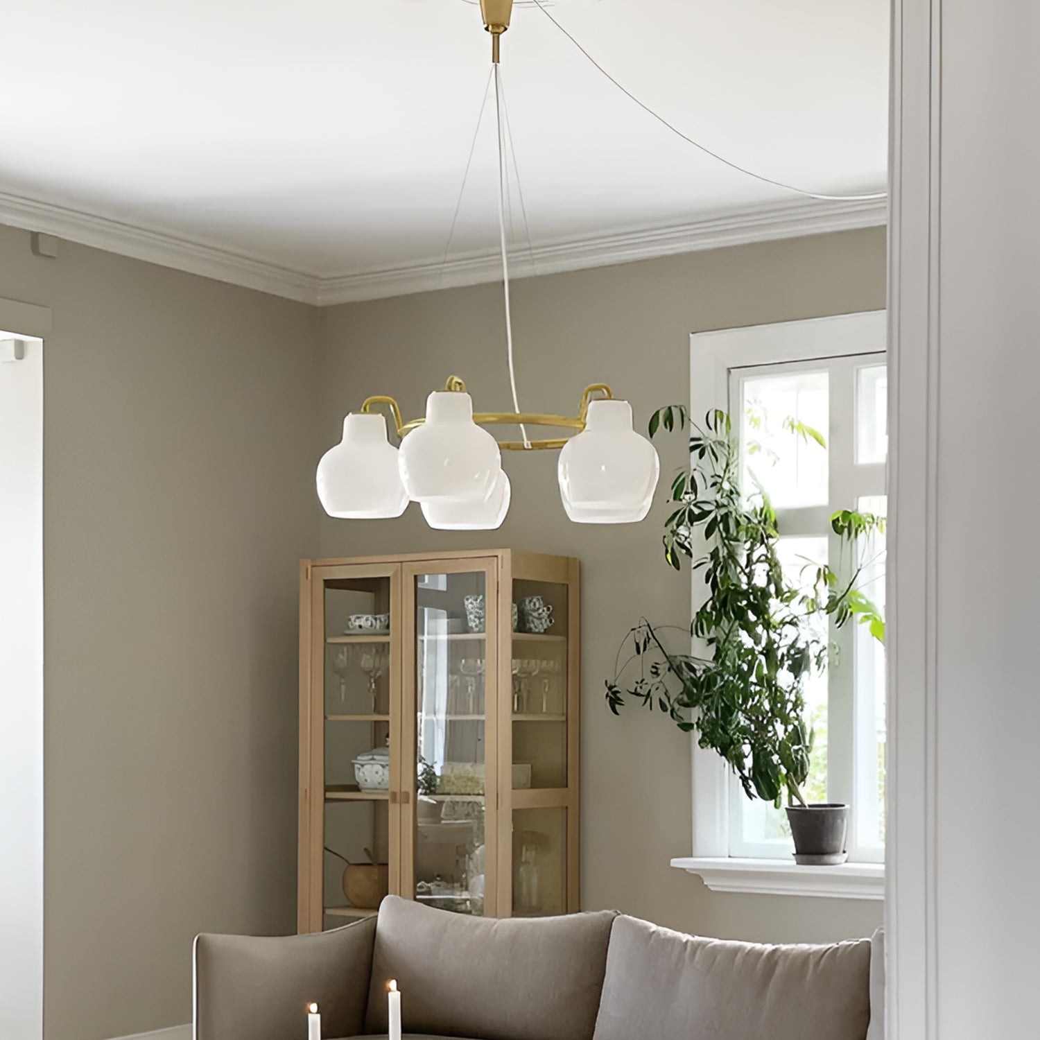 VL Ring Crown Chandelier