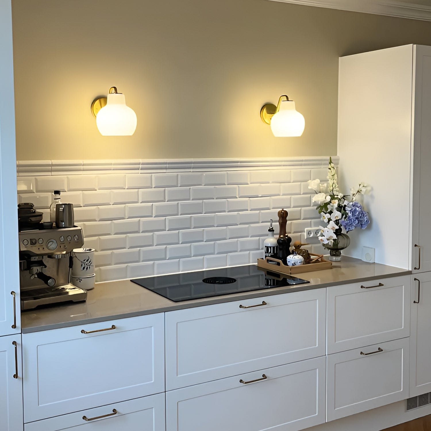 VL Ring Crown Wall Lamp