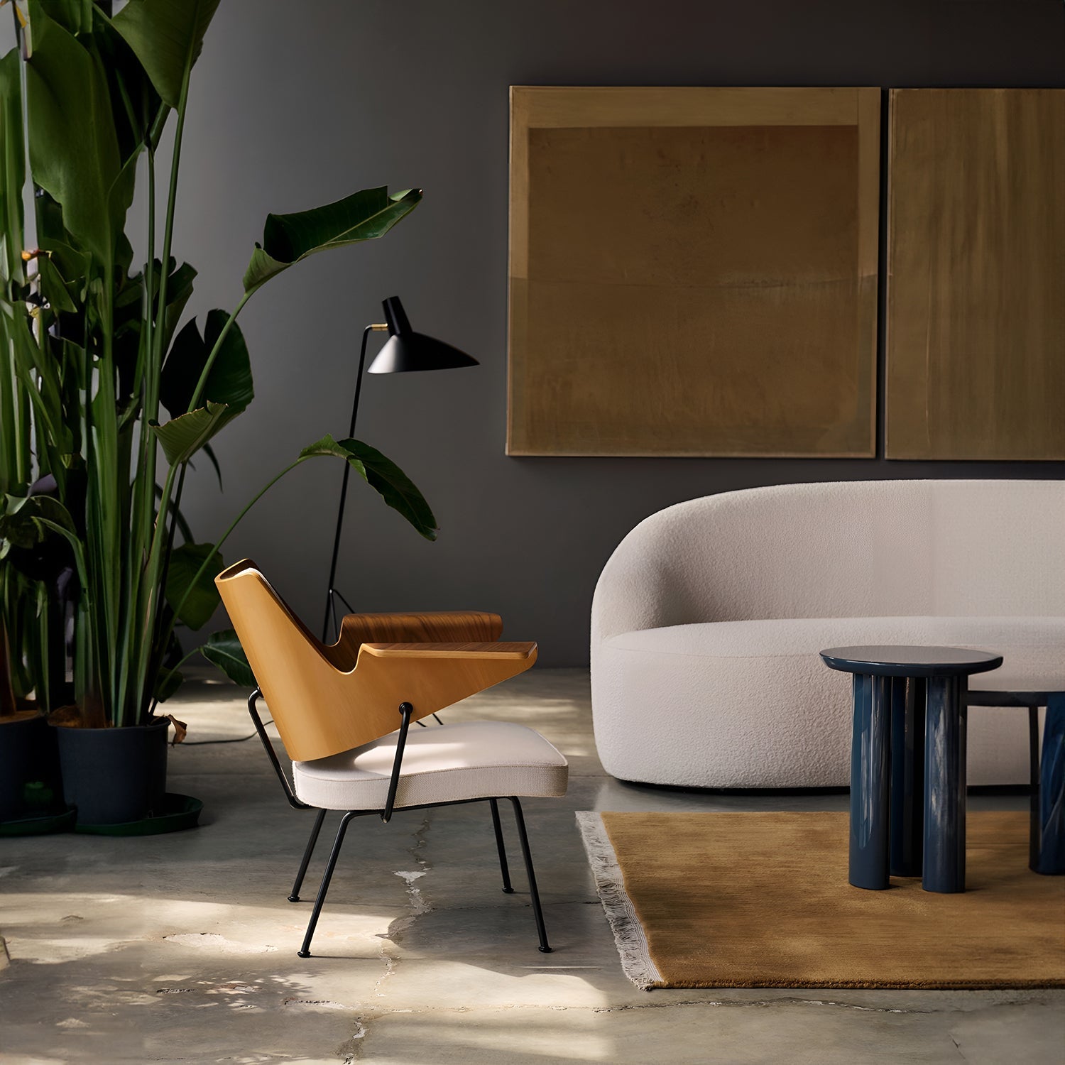 Tripod HM8 Floor Lamp