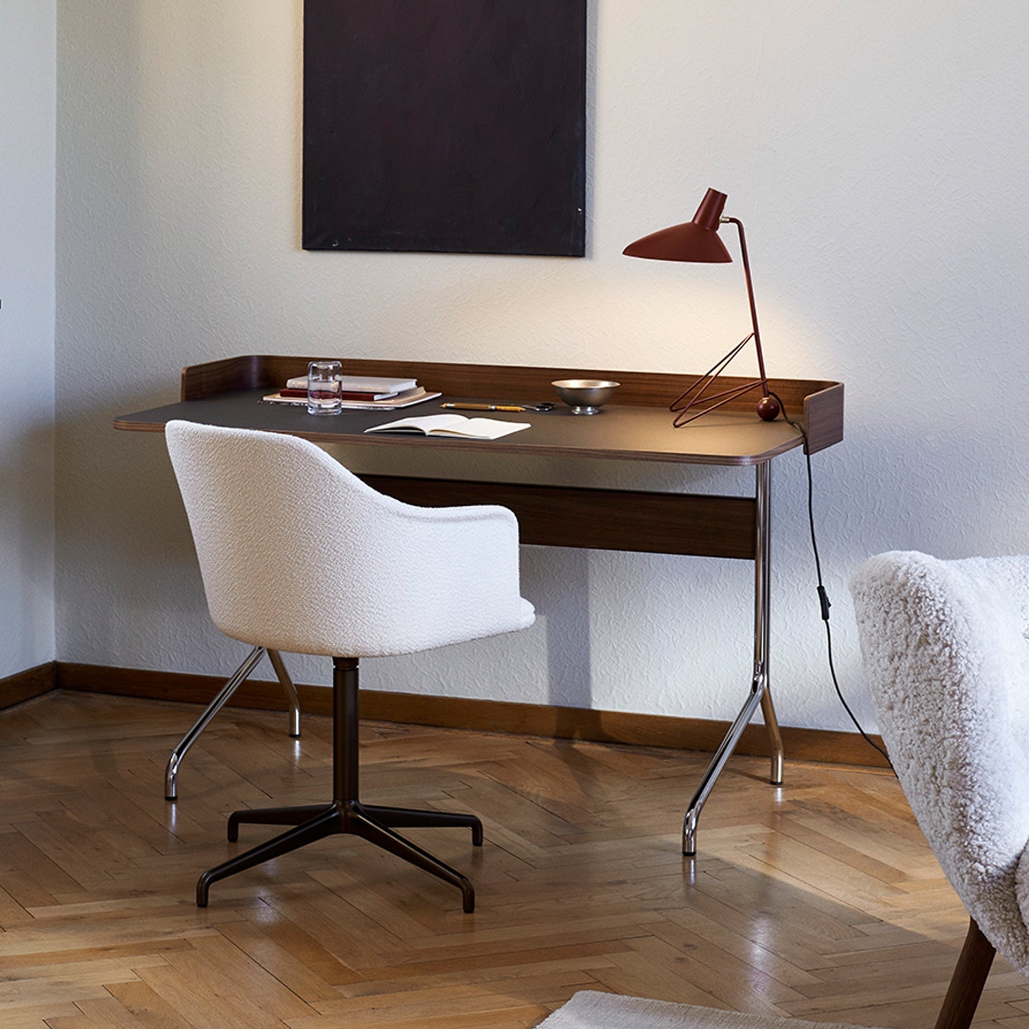 Tripod HM9 Table Lamp