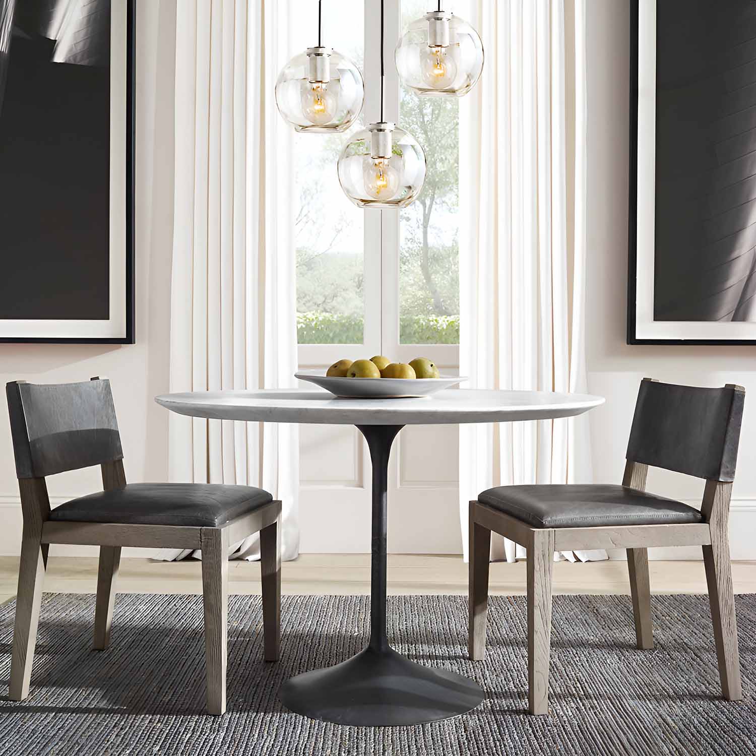 Utilitaire Globe Shade Pendant Light