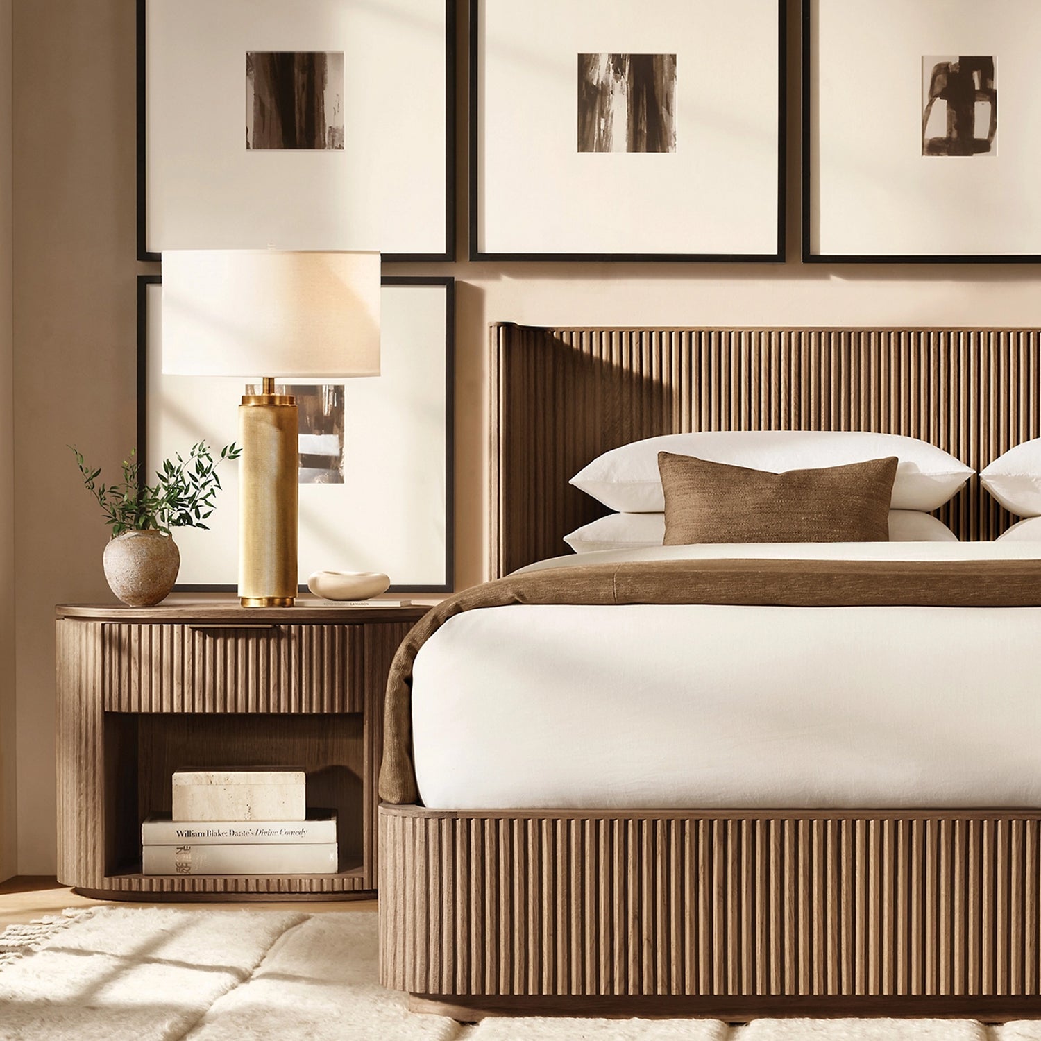 Utilitaire Knurled Table Lamp