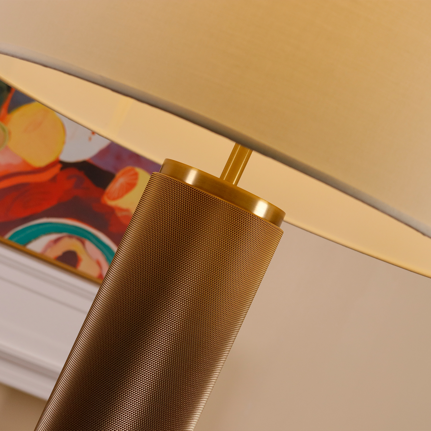 Utilitaire Knurled Table Lamp