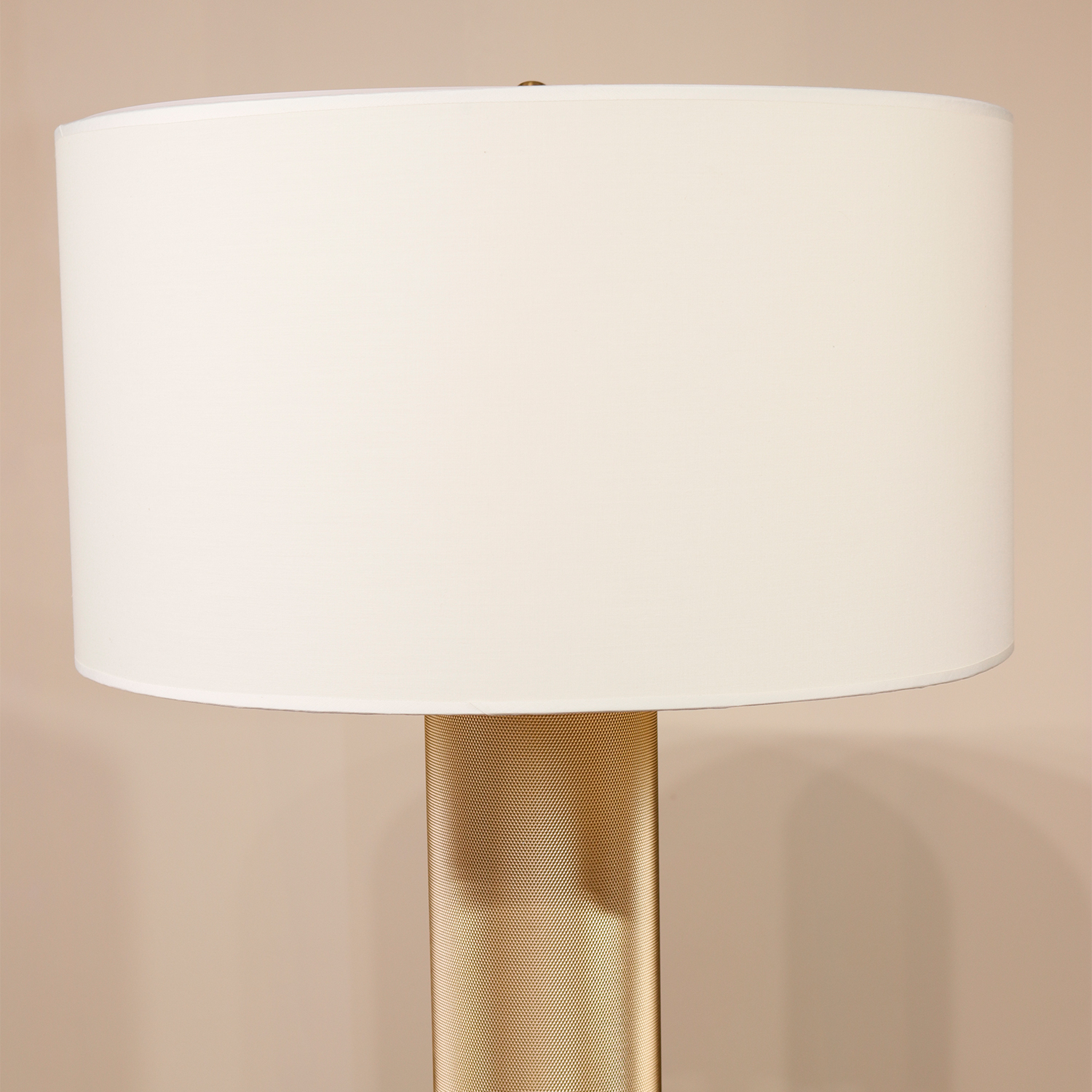 Utilitaire Knurled Table Lamp
