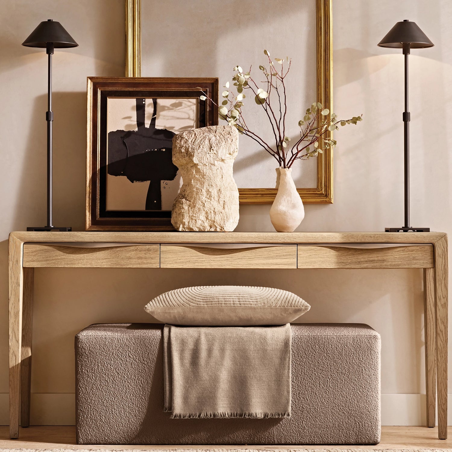 Utilitaire Metal Shade Table Lamp