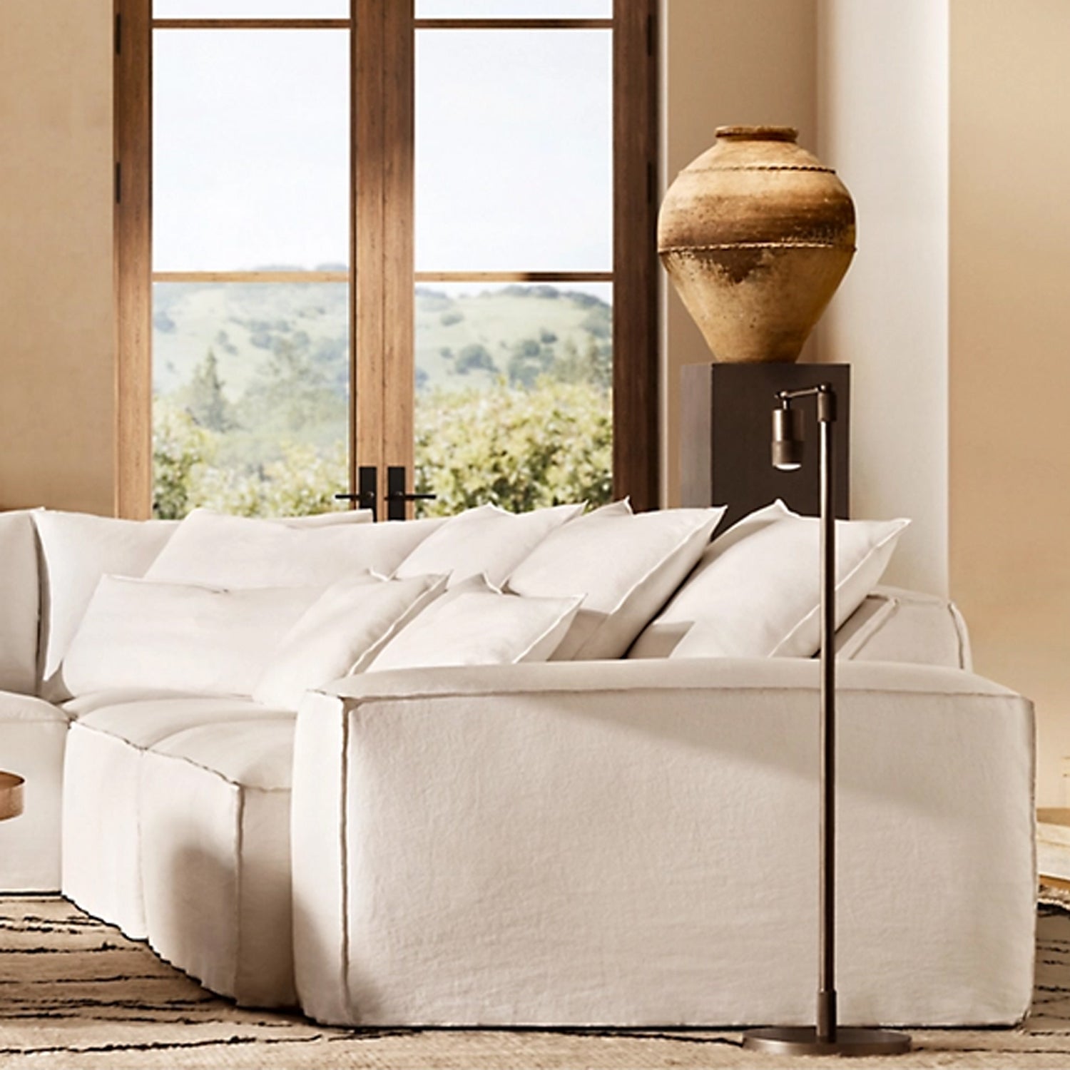 未上传 Utilitaire Task Floor Lamp