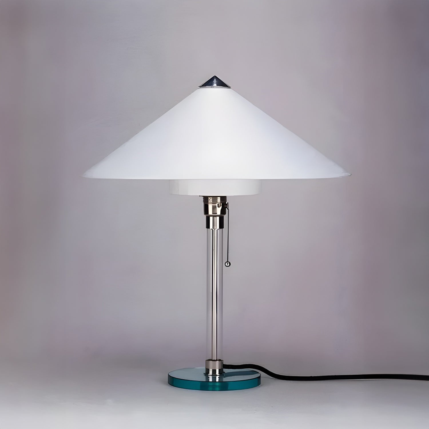 WG 27 Table Lamp