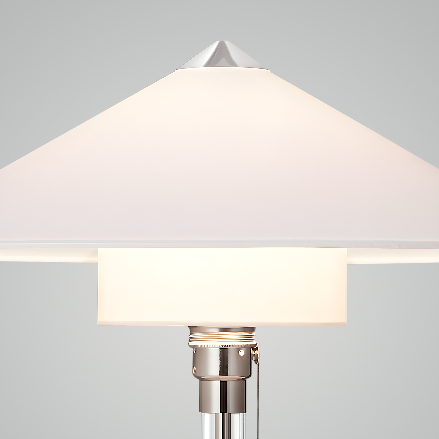 WG 27 Table Lamp