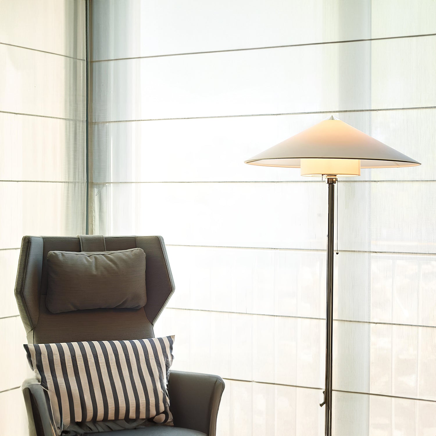 WSTL 30 Floor Lamp