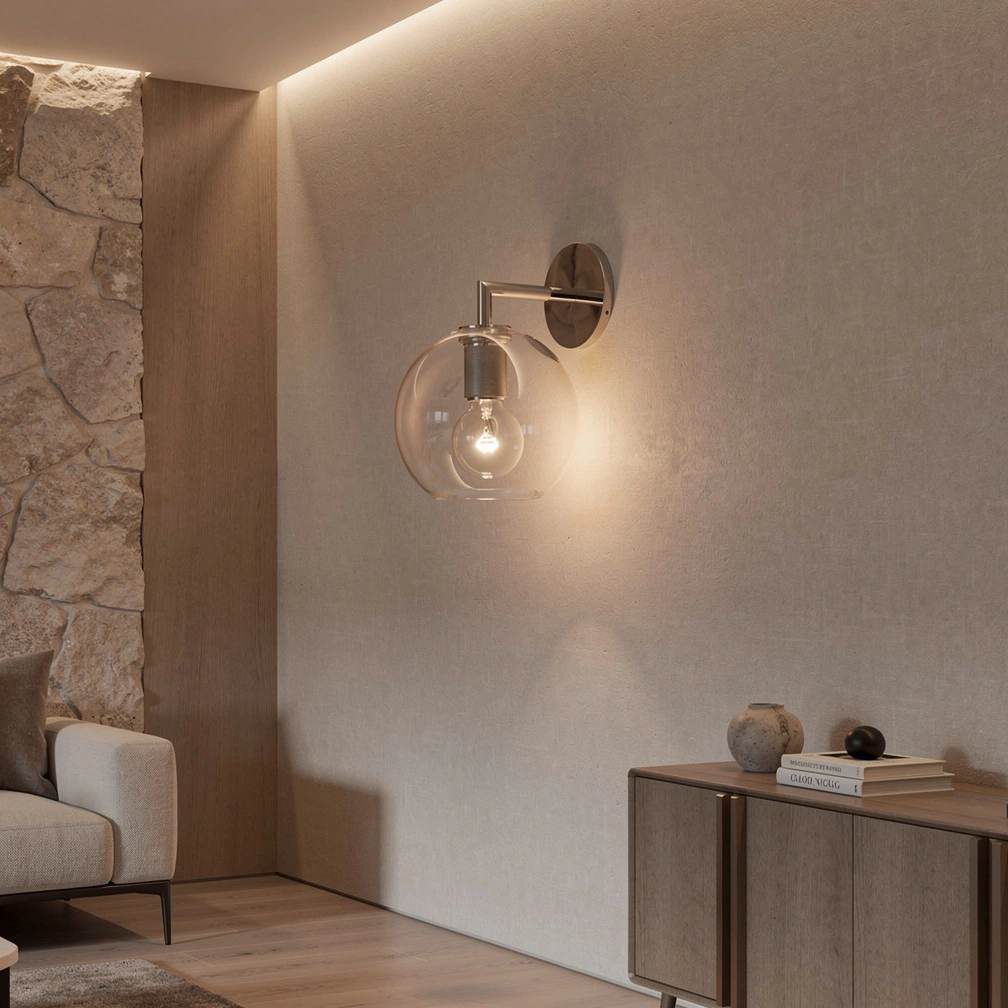 Utilitaire Globe Shade Sconce