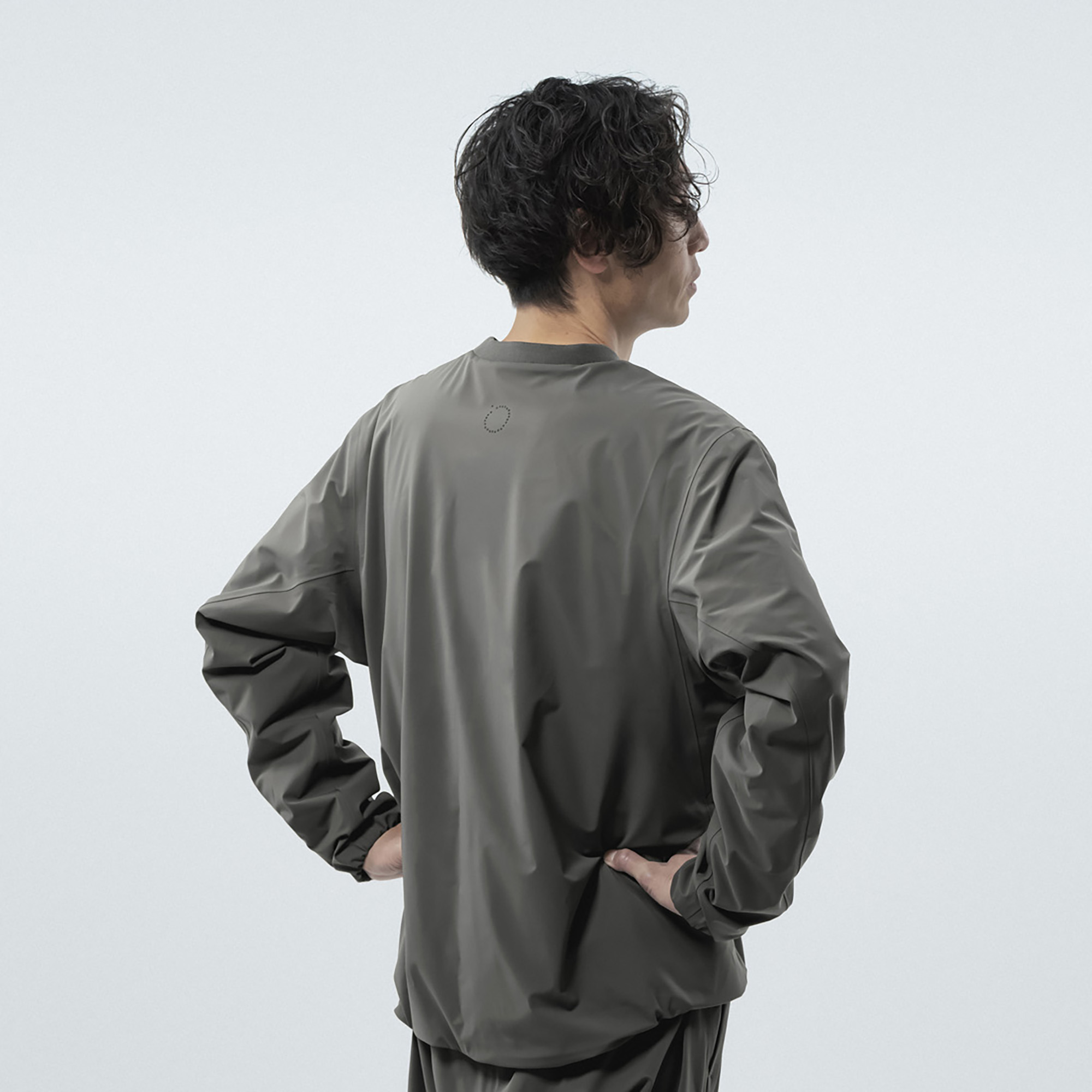 nanofiber pullover