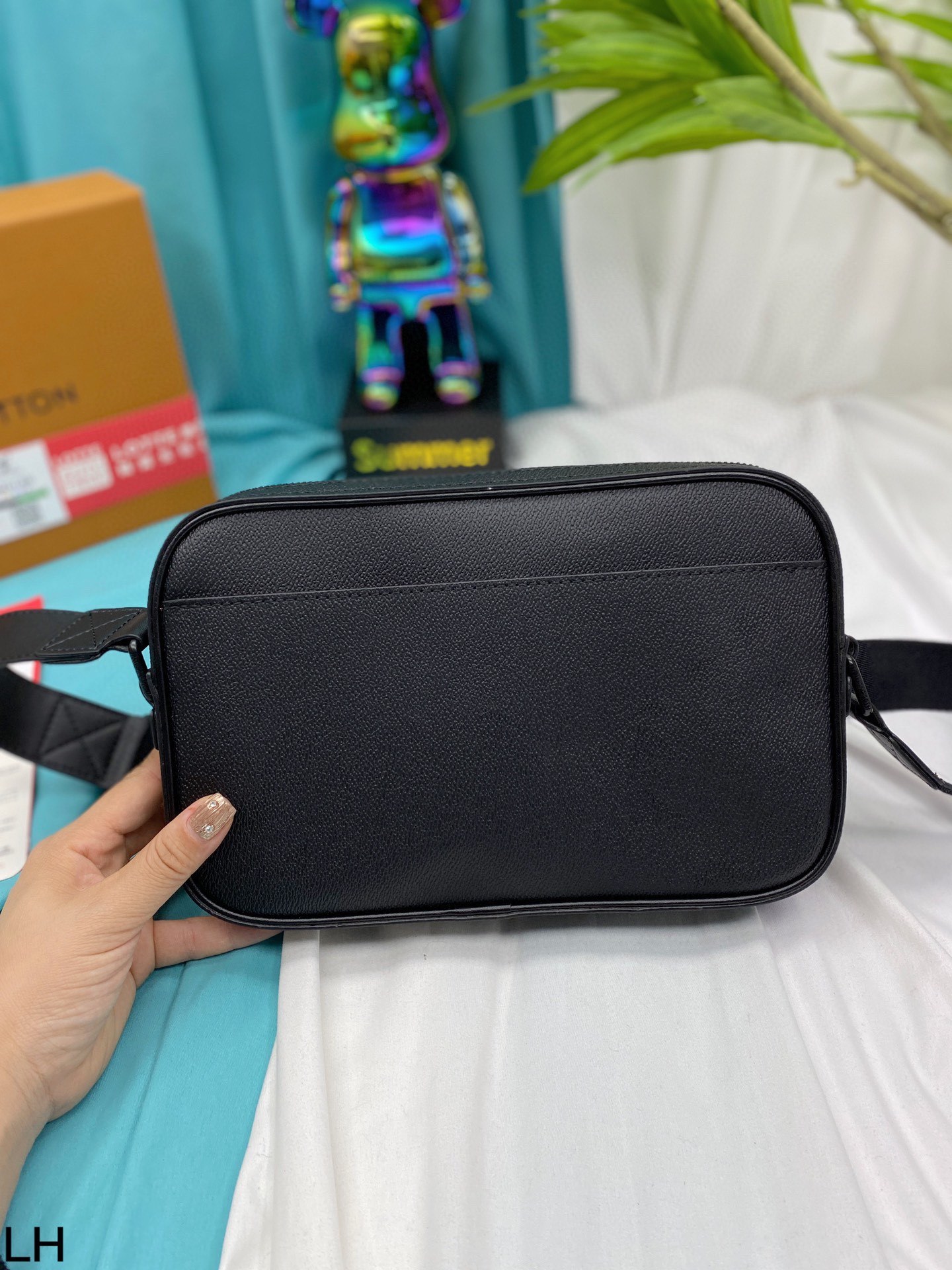 ☆LOUIS VUITTON☆ メンズショルダーバッグ