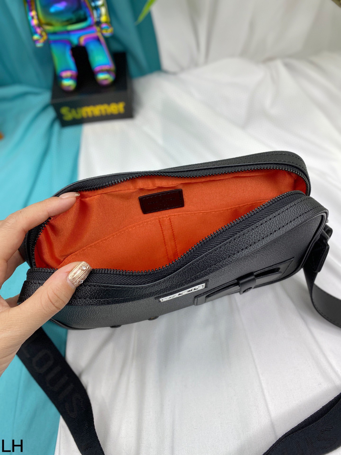 ☆LOUIS VUITTON☆ メンズショルダーバッグ