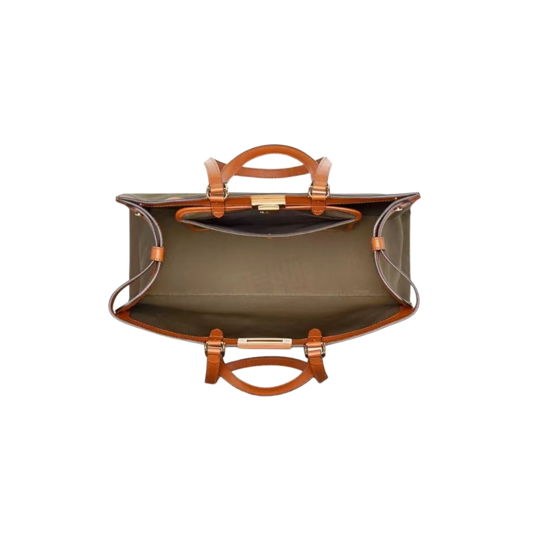 FENDI（フェンディ） ハンドバッグ41x29.5x16cm