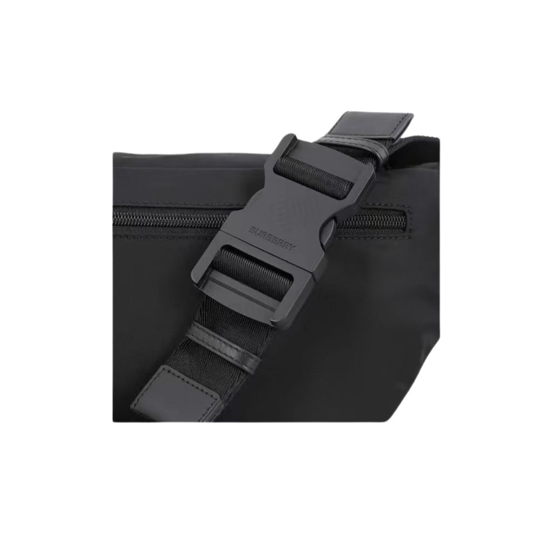 BURBERRY （バーバリー） ウエストバッグ 31X18X7CM