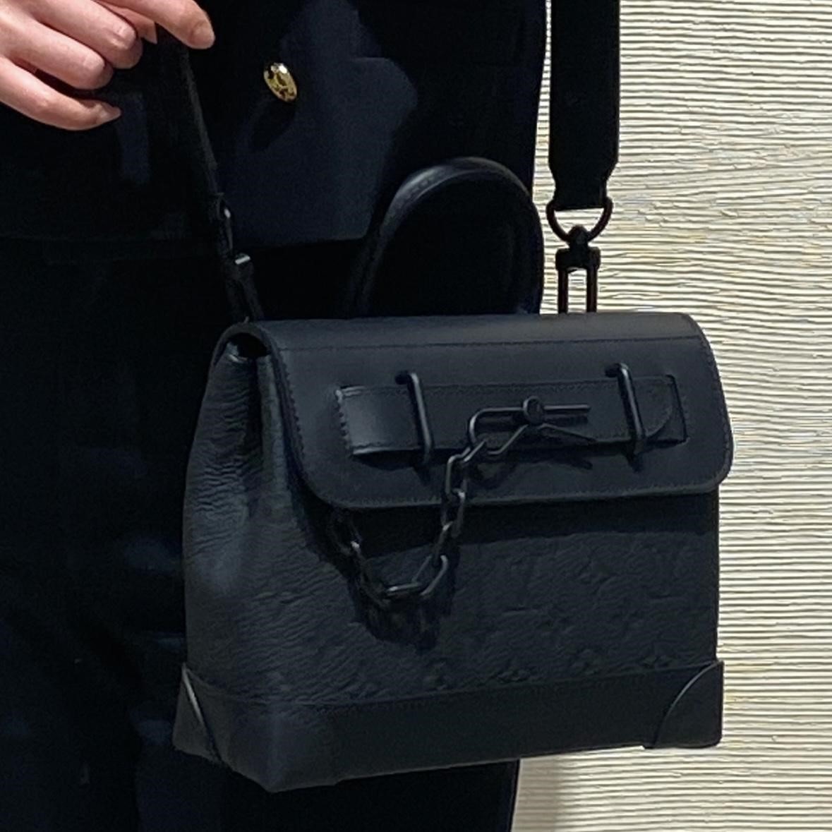 【ピンバックルがお洒落♪】LOUIS VUITTON★スティーマー PM M24436