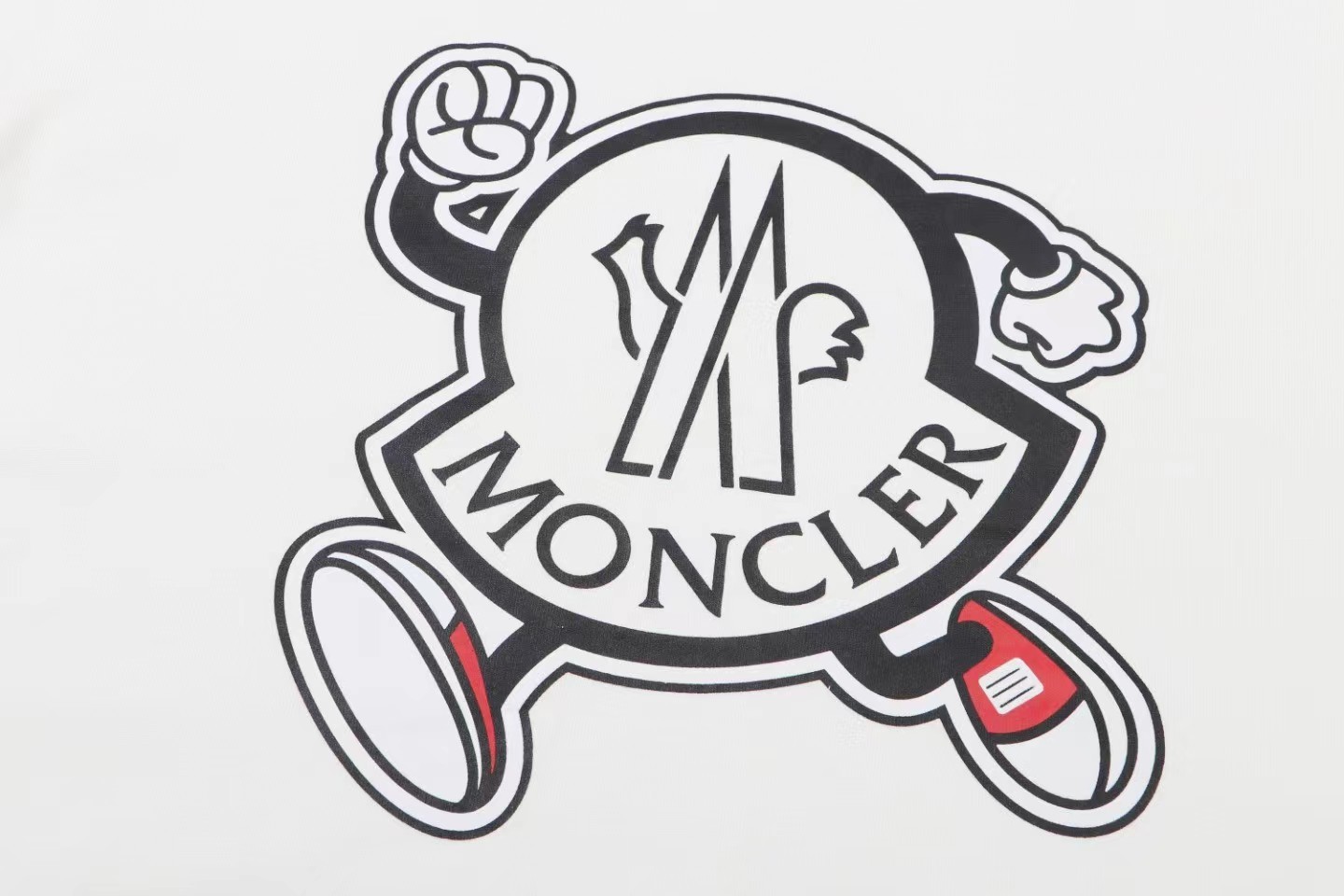 【Moncler 】（モンクレール）男女兼用、ご好評に付き再入荷！